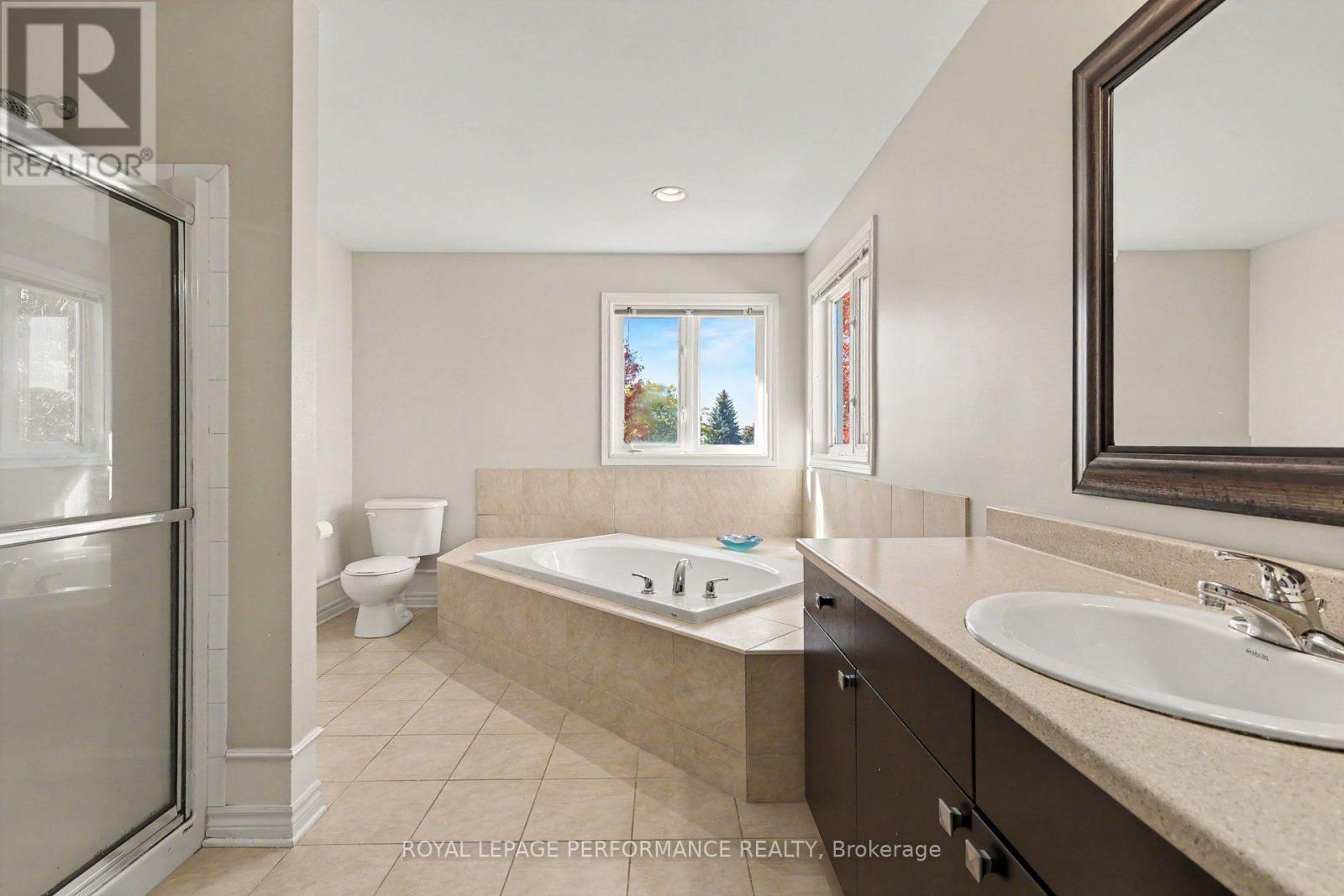 1033 Red Spruce Street Property Photo 20
