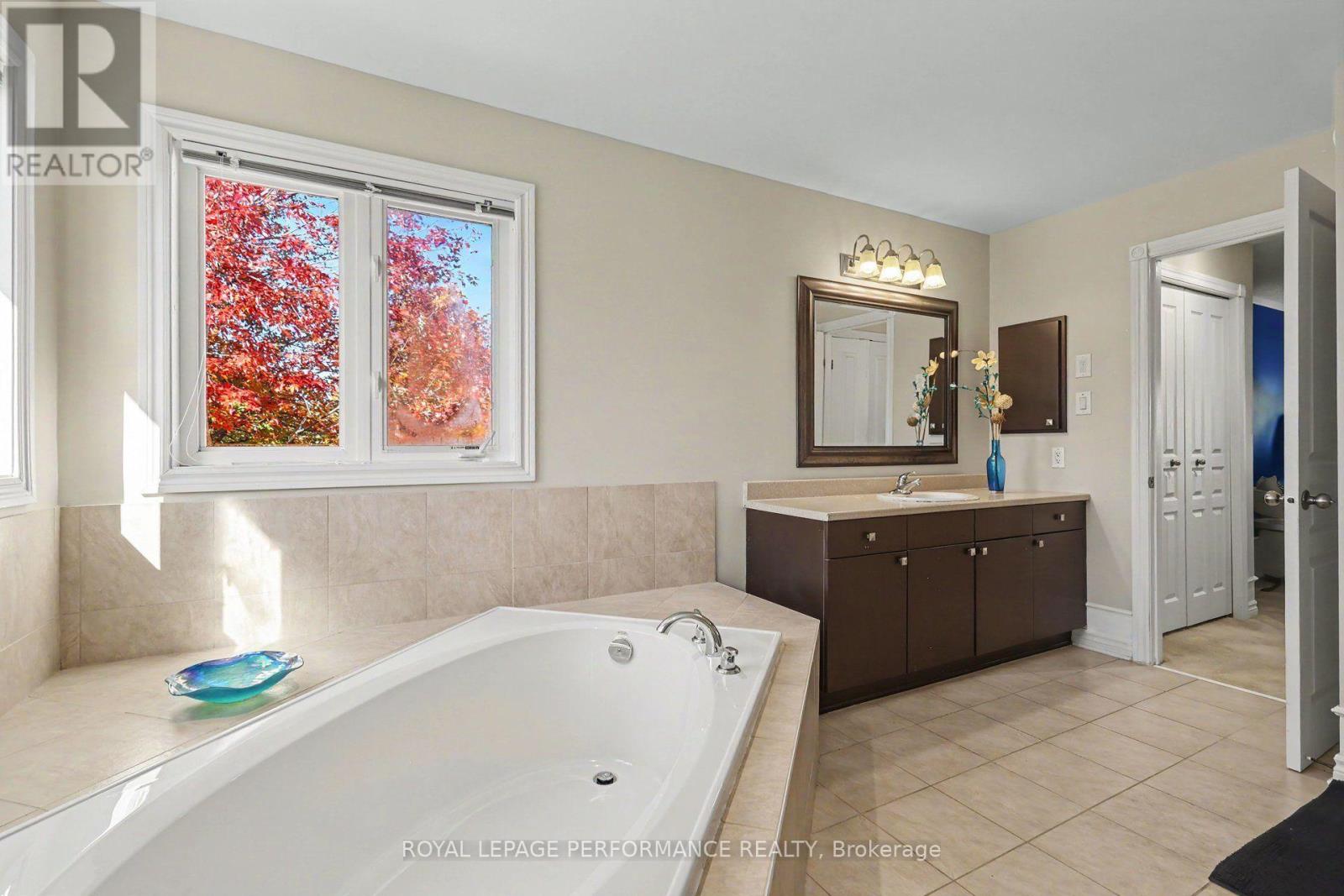 1033 Red Spruce Street Property Photo 21
