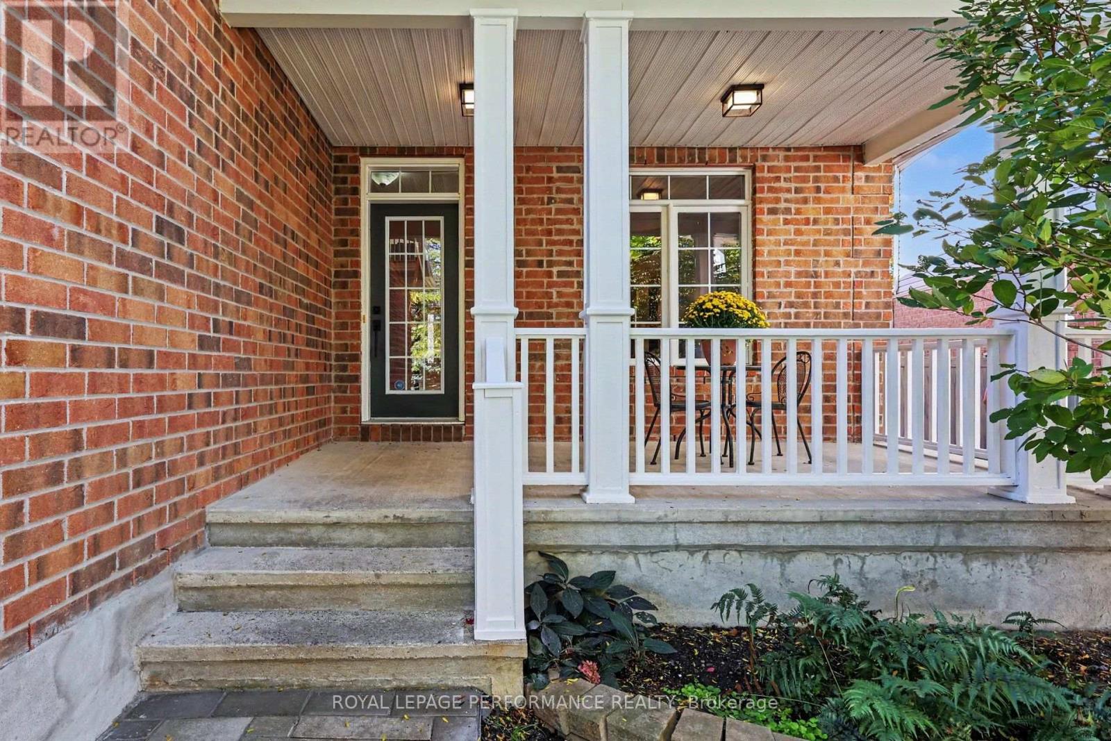 1033 Red Spruce Street Property Photo 34