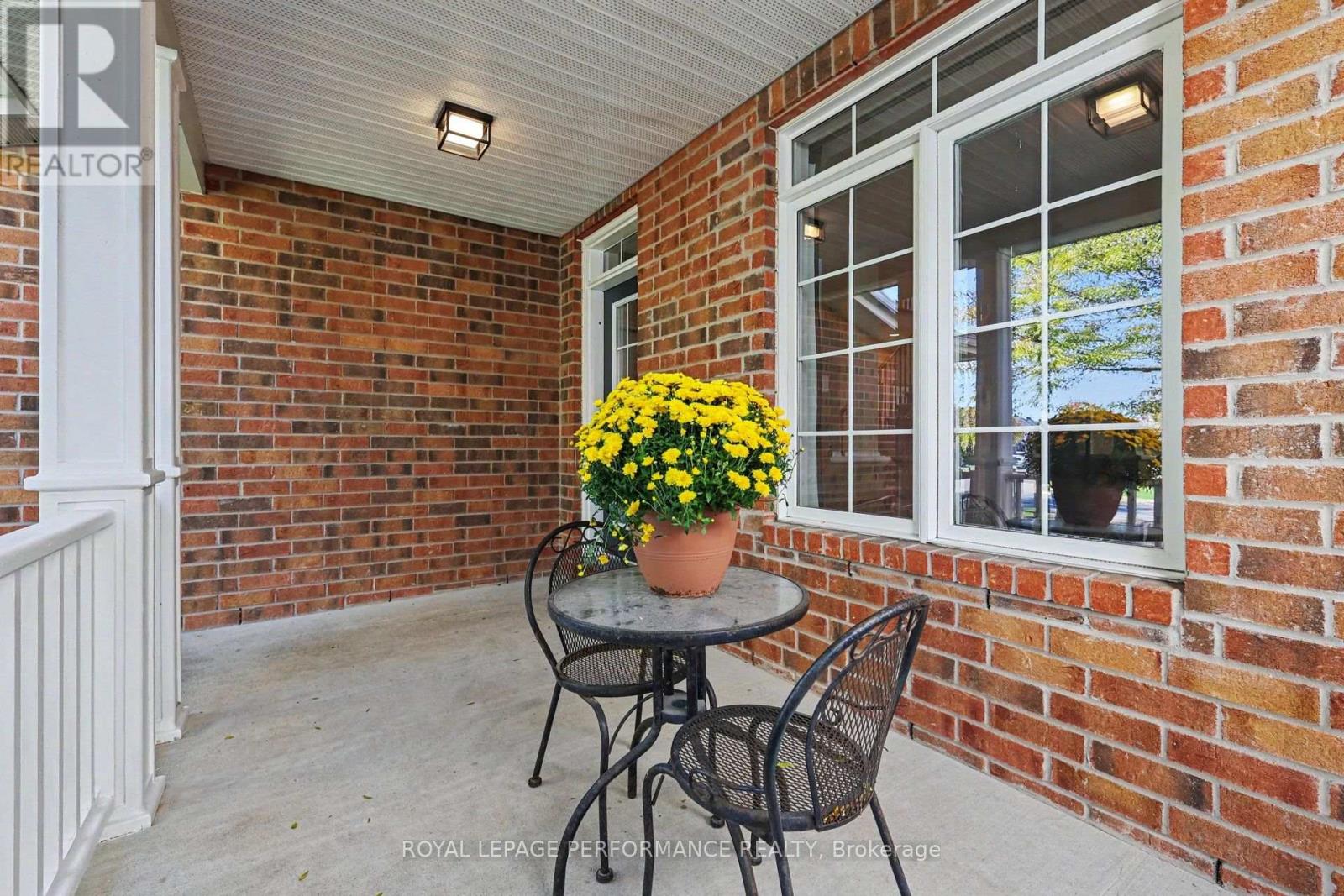 1033 Red Spruce Street Property Photo 35