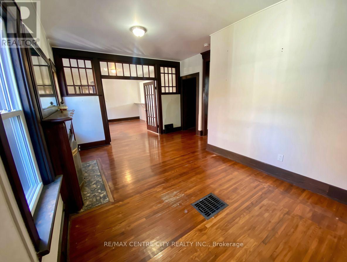 Lower - 183 William Street Property Photo 10