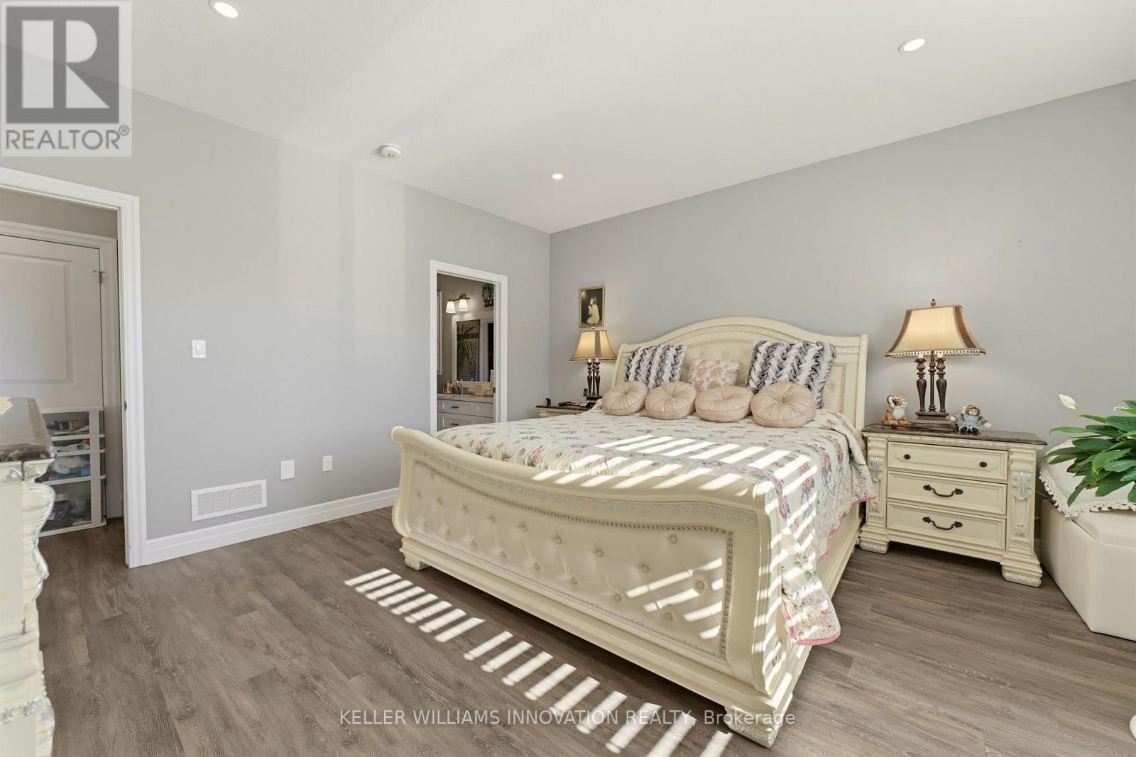 24 Winchester Crescent Property Photo 18
