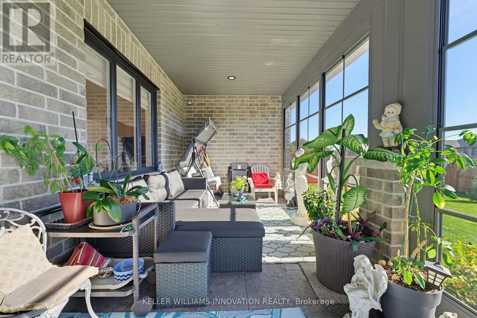 24 Winchester Crescent Property Photo 29
