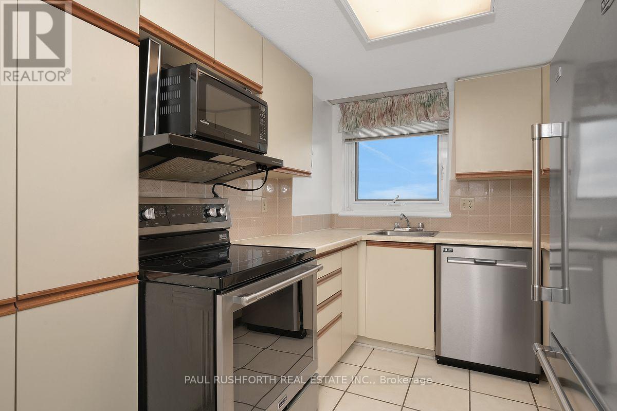 815 - 80 Sandcastle Drive Property Photo 12