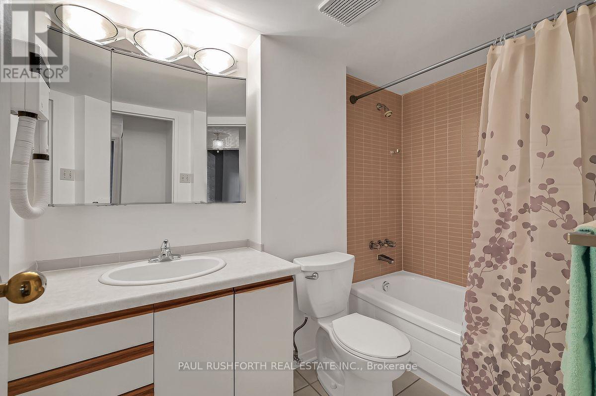 815 - 80 Sandcastle Drive Property Photo 17