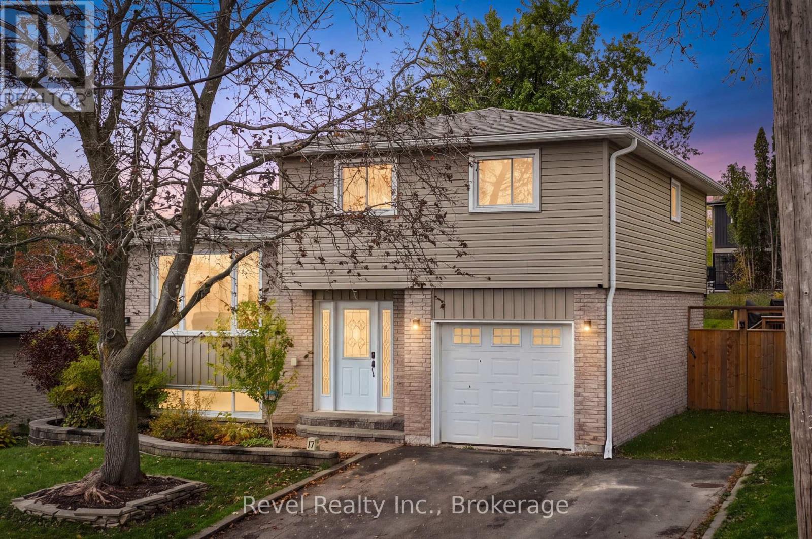 17 Mohawk Drive Property Photo 1