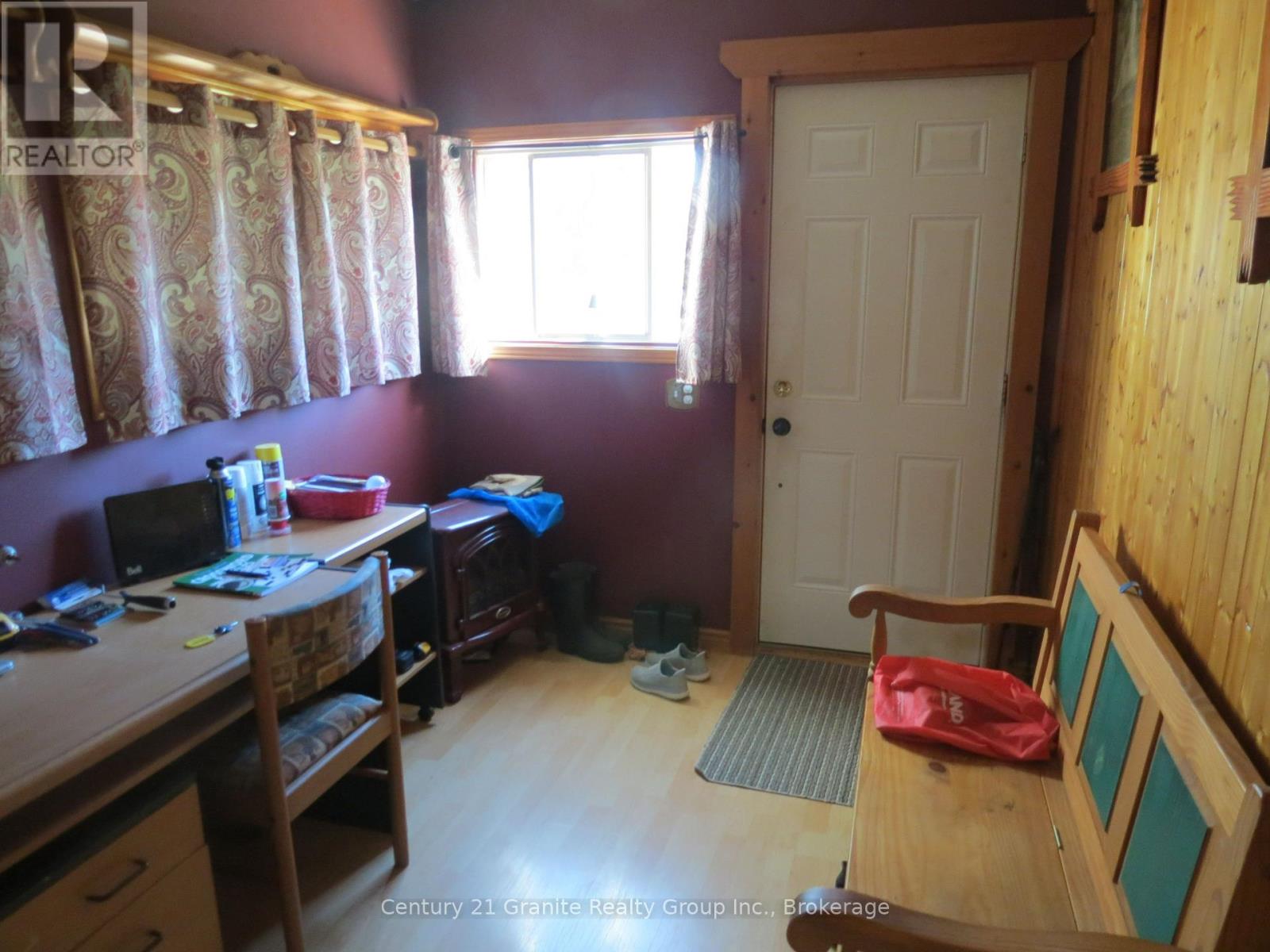 1084 South Algonquin Road Property Photo 2