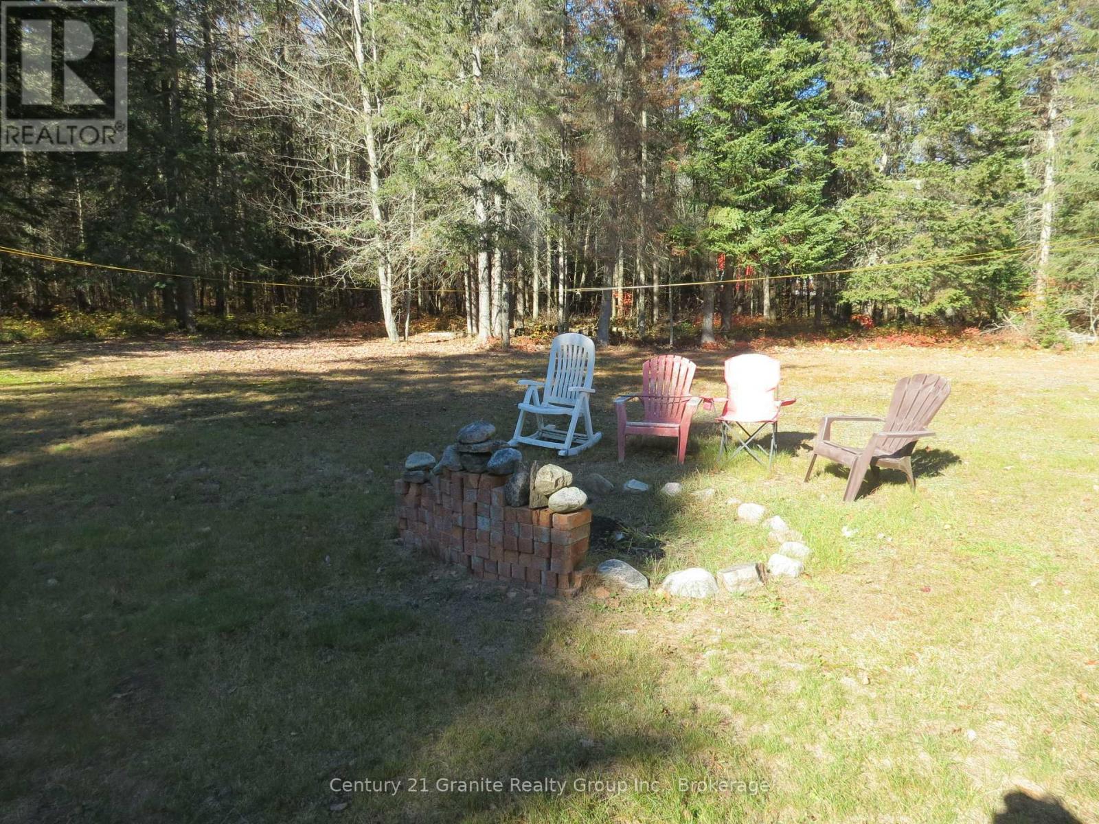 1084 South Algonquin Road Property Photo 18