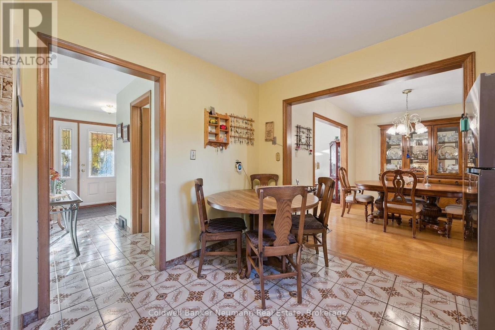 48 Westminster Avenue Property Photo 9