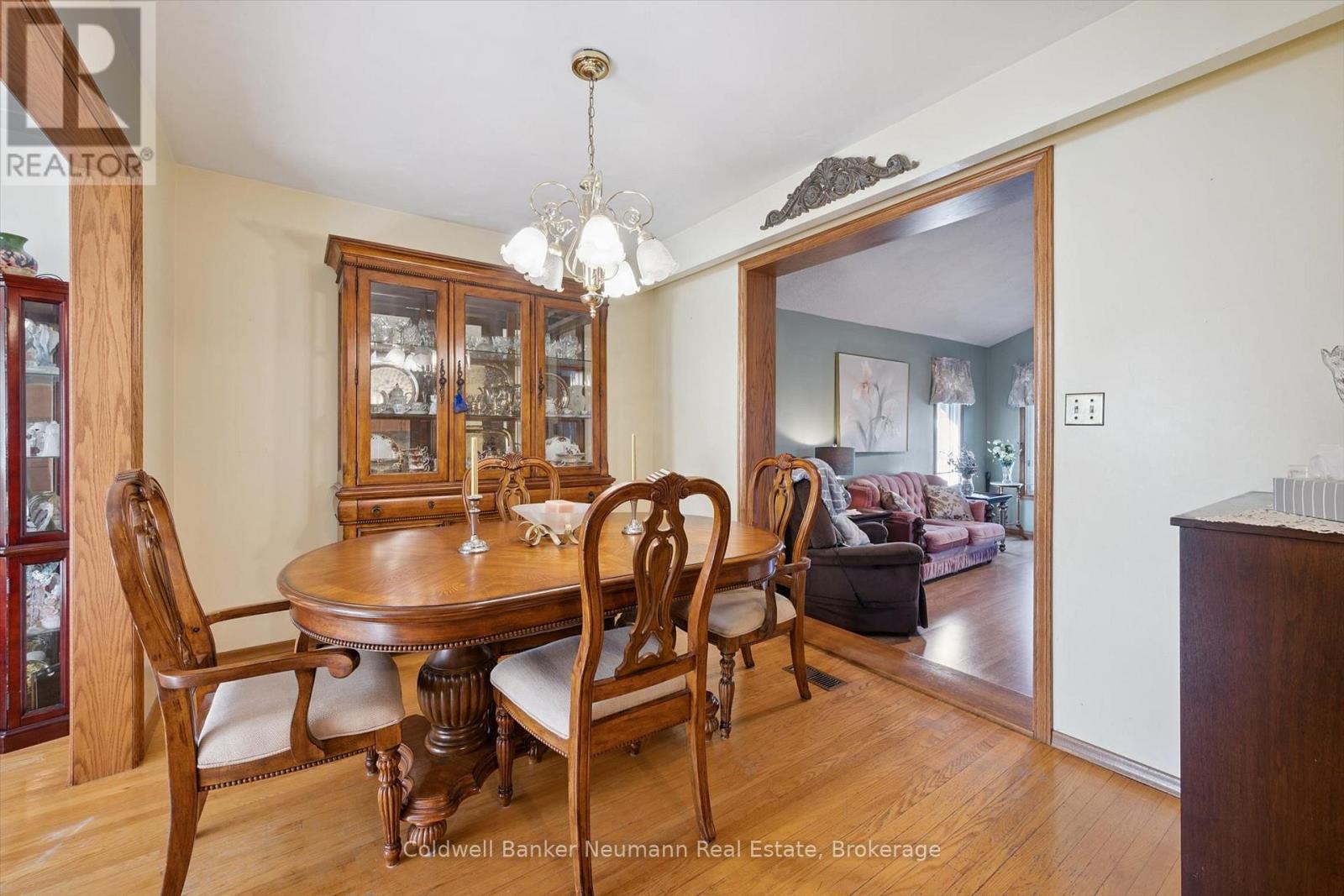 48 Westminster Avenue Property Photo 10