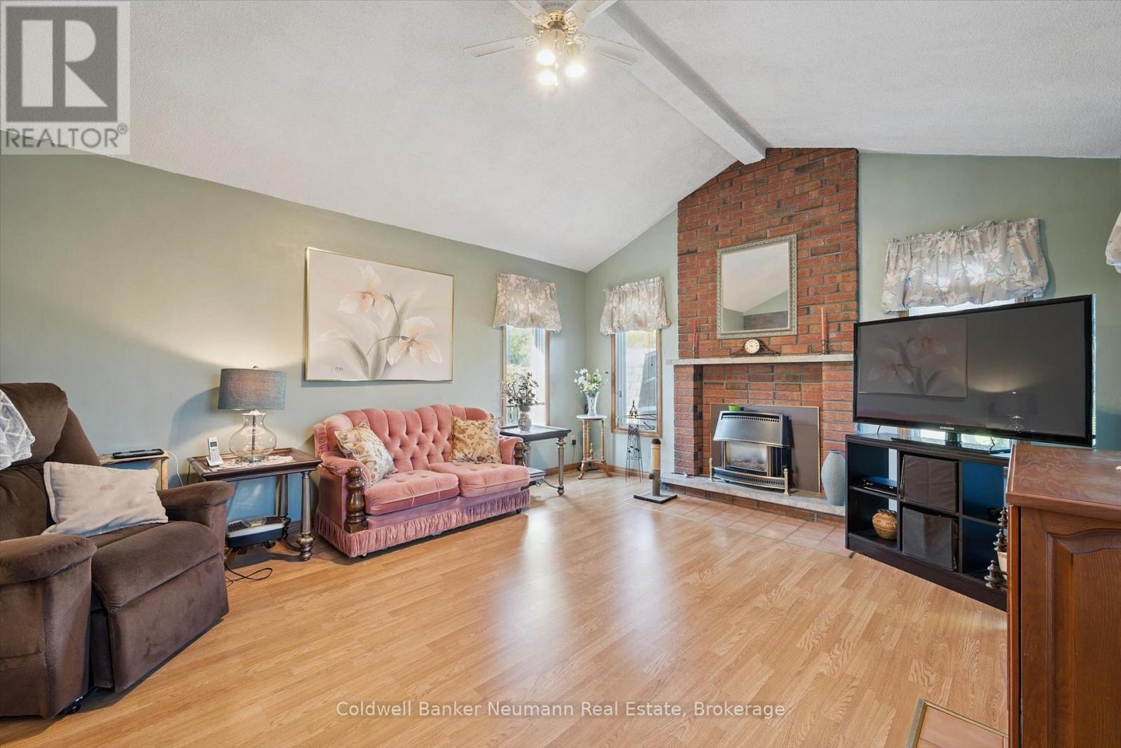 48 Westminster Avenue Property Photo 12