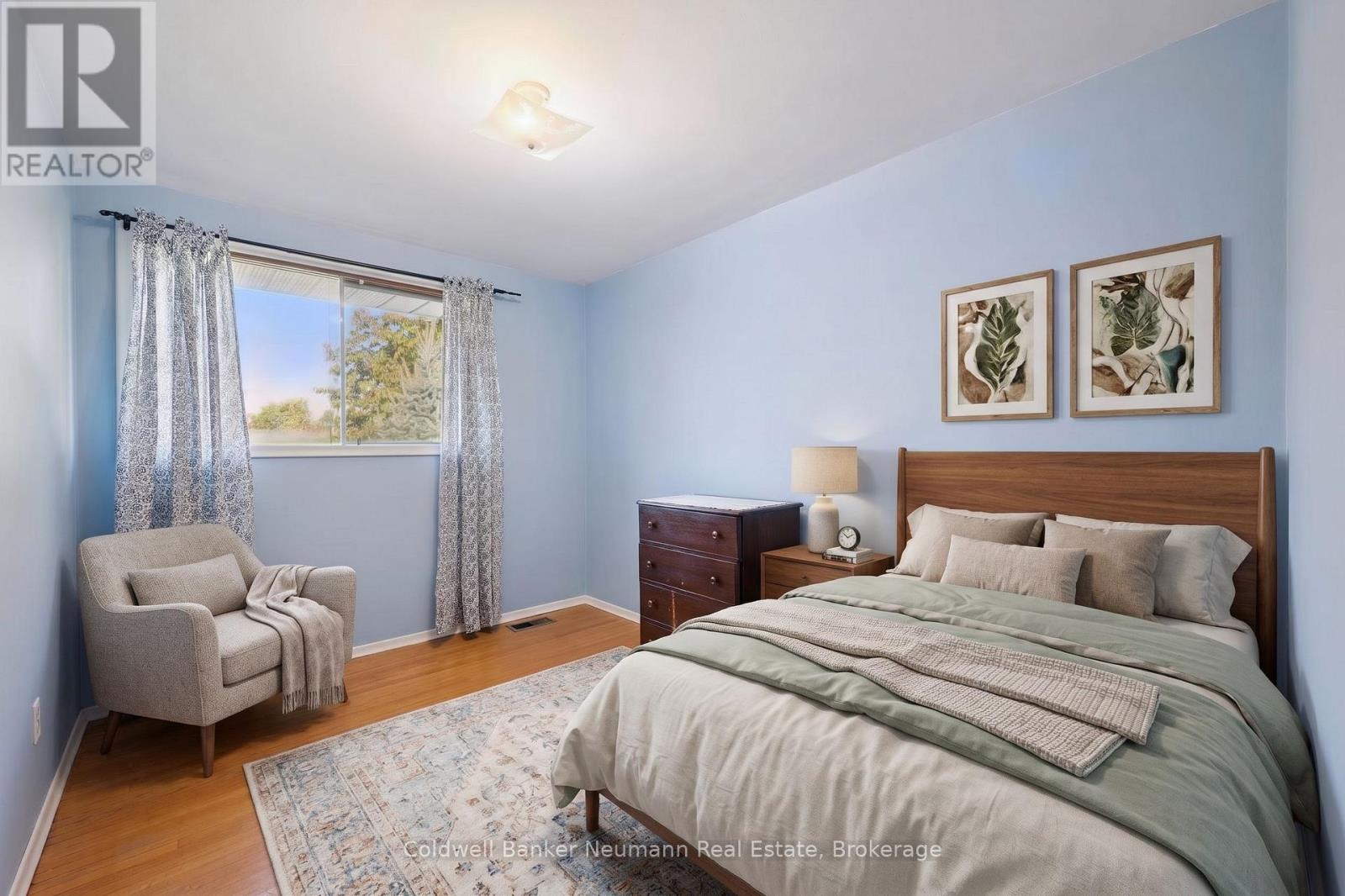 48 Westminster Avenue Property Photo 15