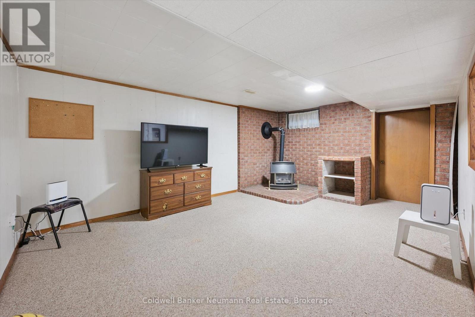 48 Westminster Avenue Property Photo 23