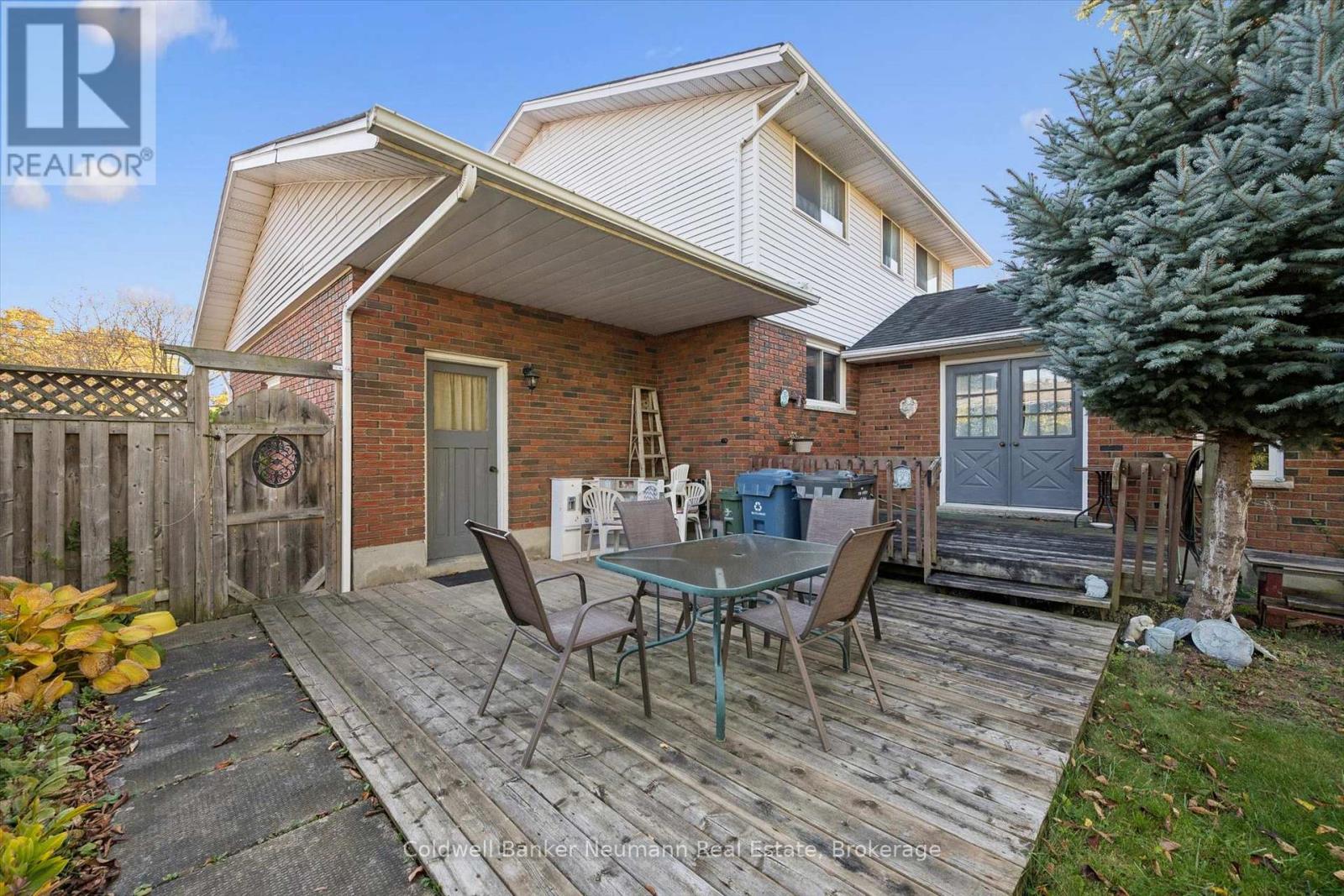 48 Westminster Avenue Property Photo 30