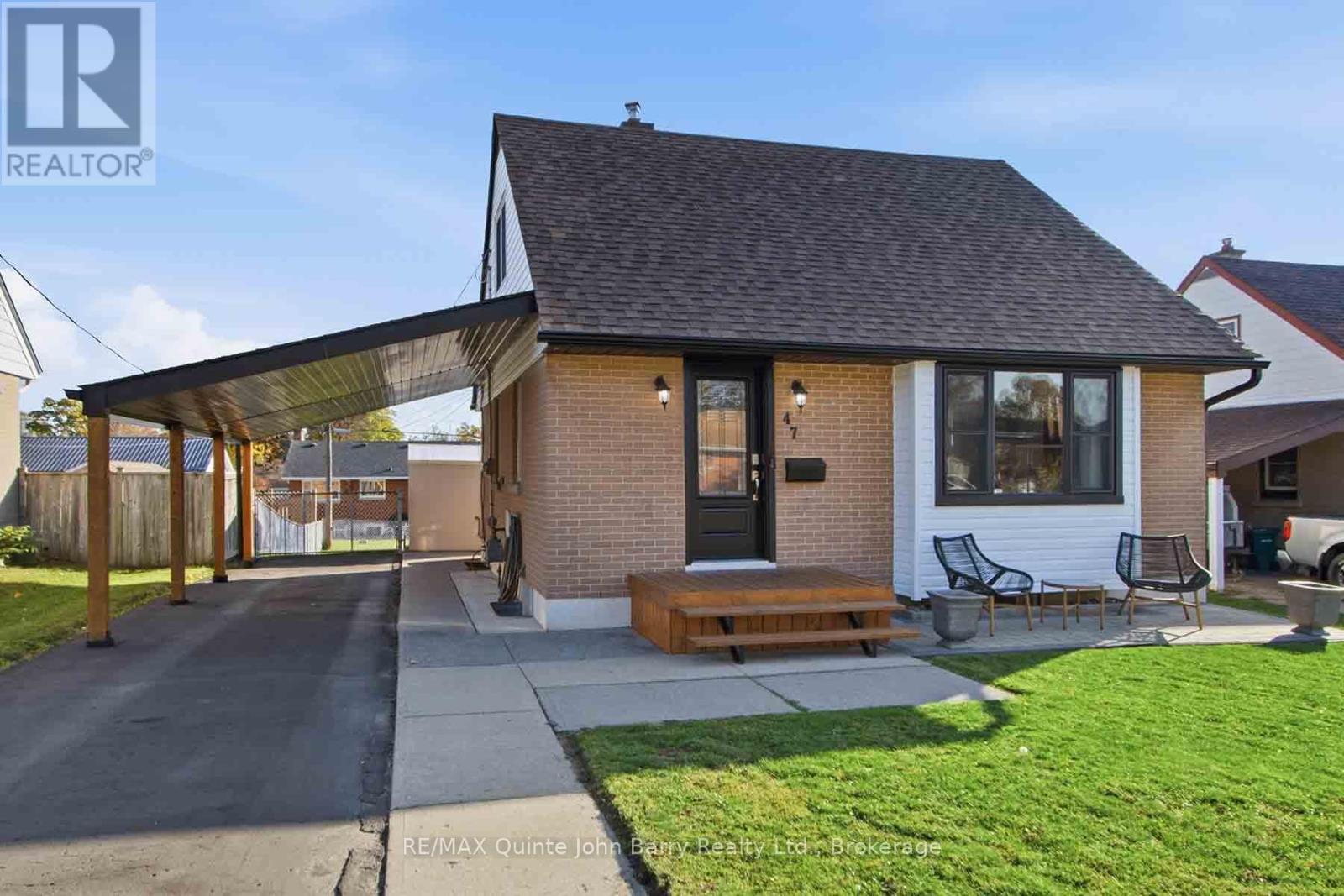 47 FOURTH AVENUE Property Photo 1