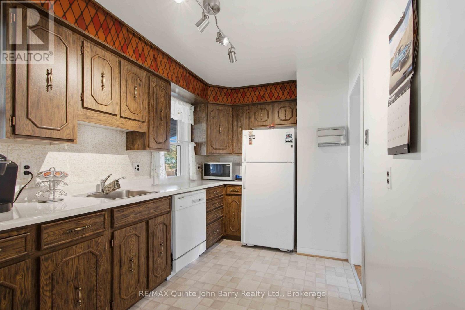 47 Fourth Avenue Property Photo 12