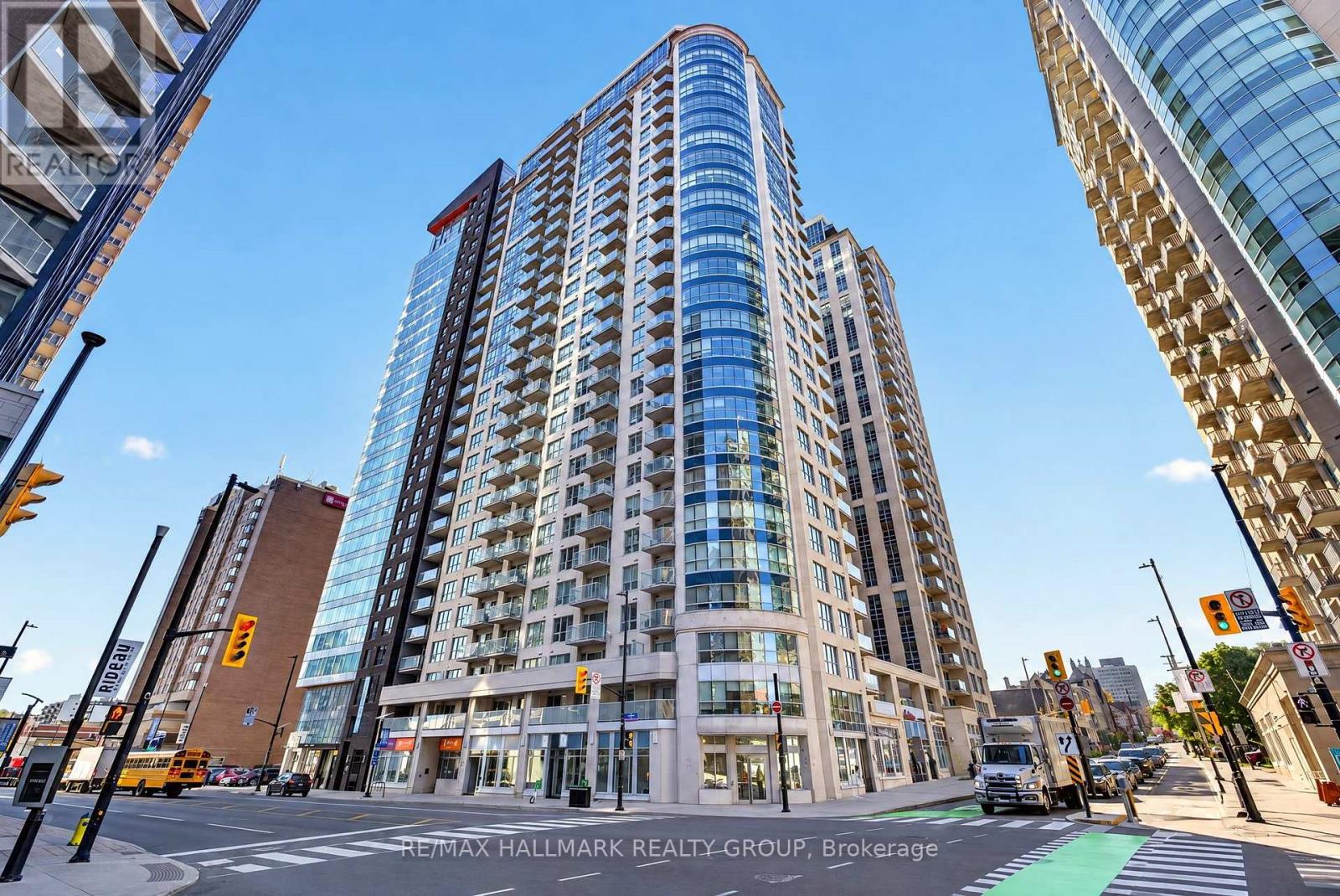 506 - 242 RIDEAU STREET Property Photo 1