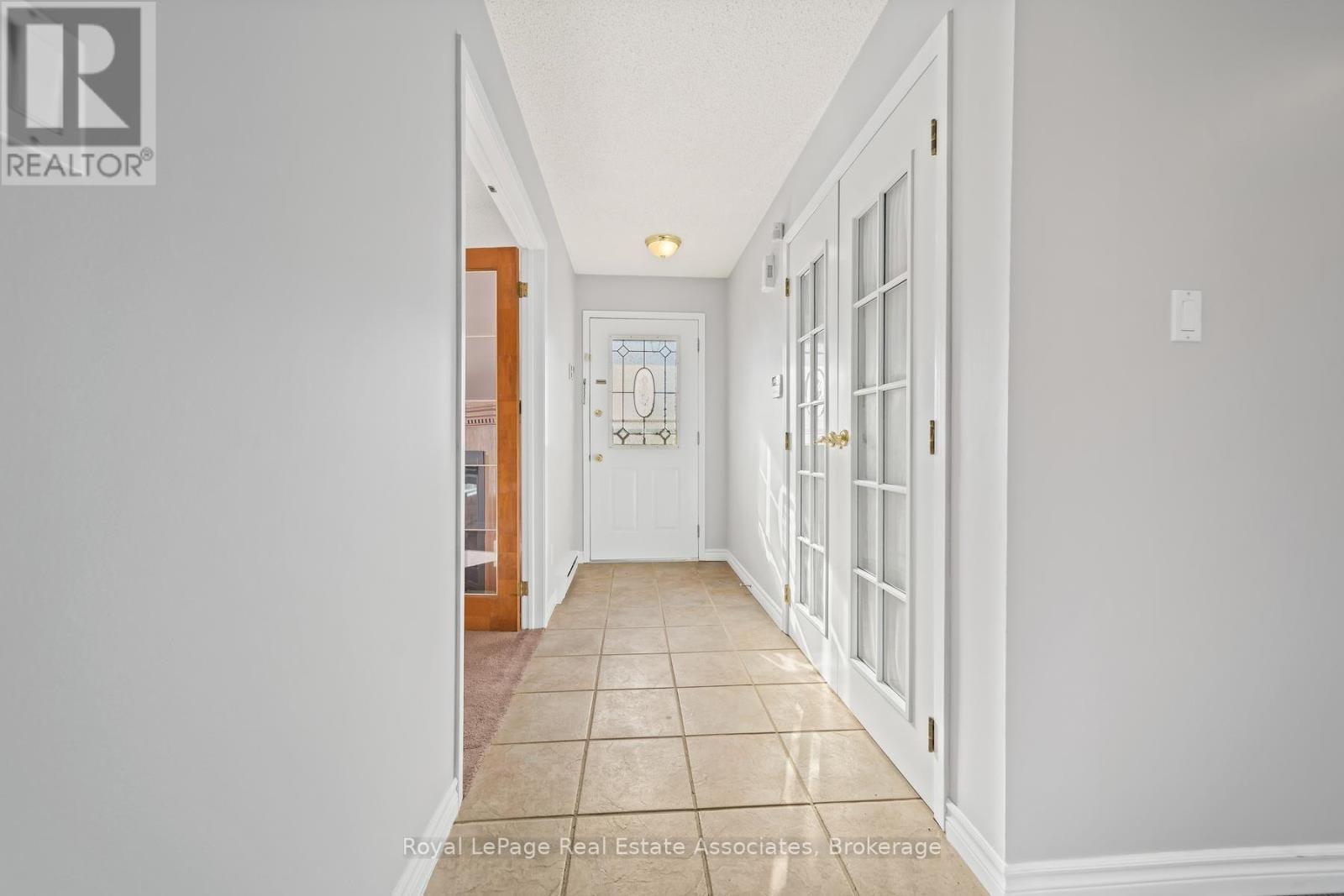 585349 County Road 17 Property Photo 8