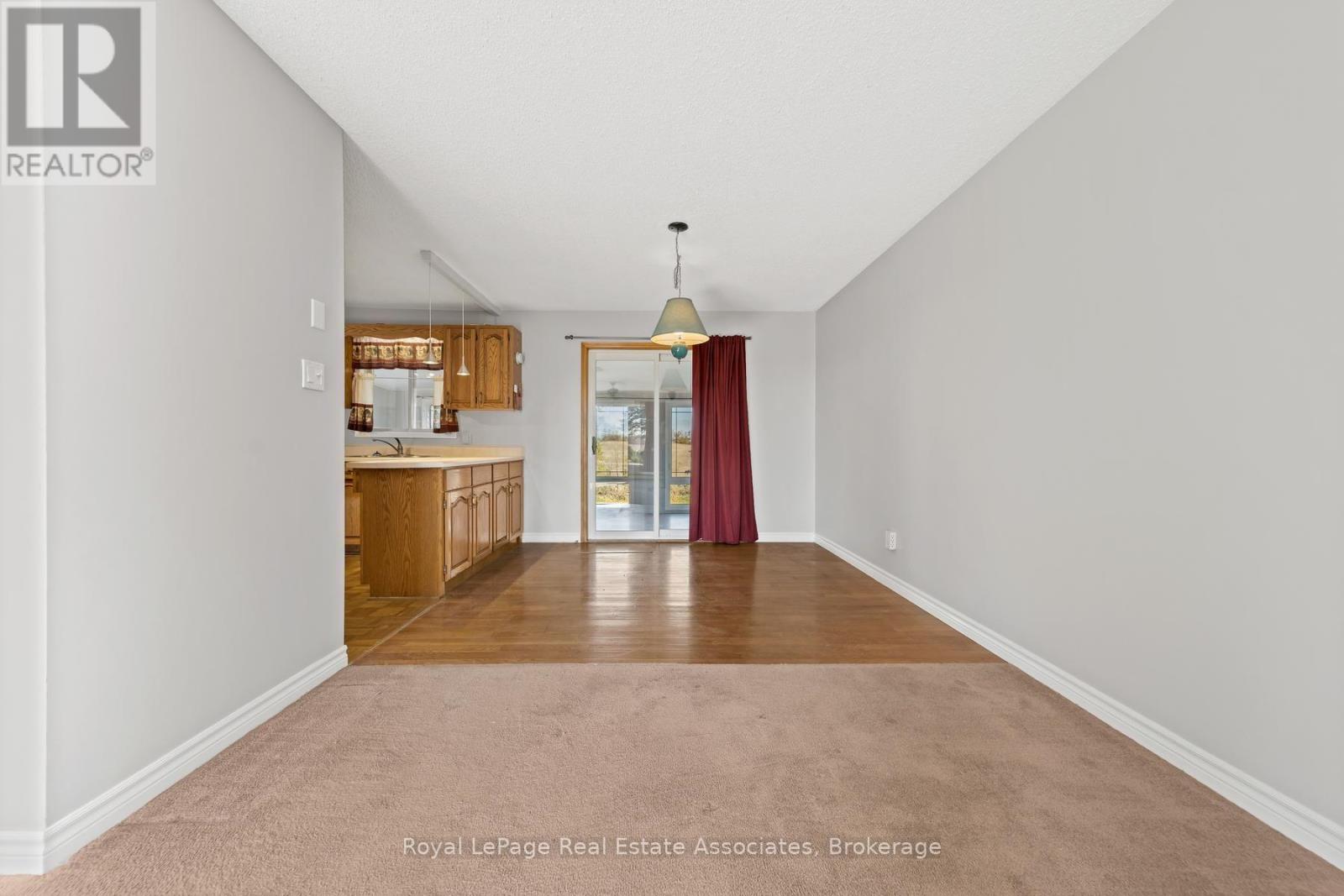 585349 County Road 17 Property Photo 12