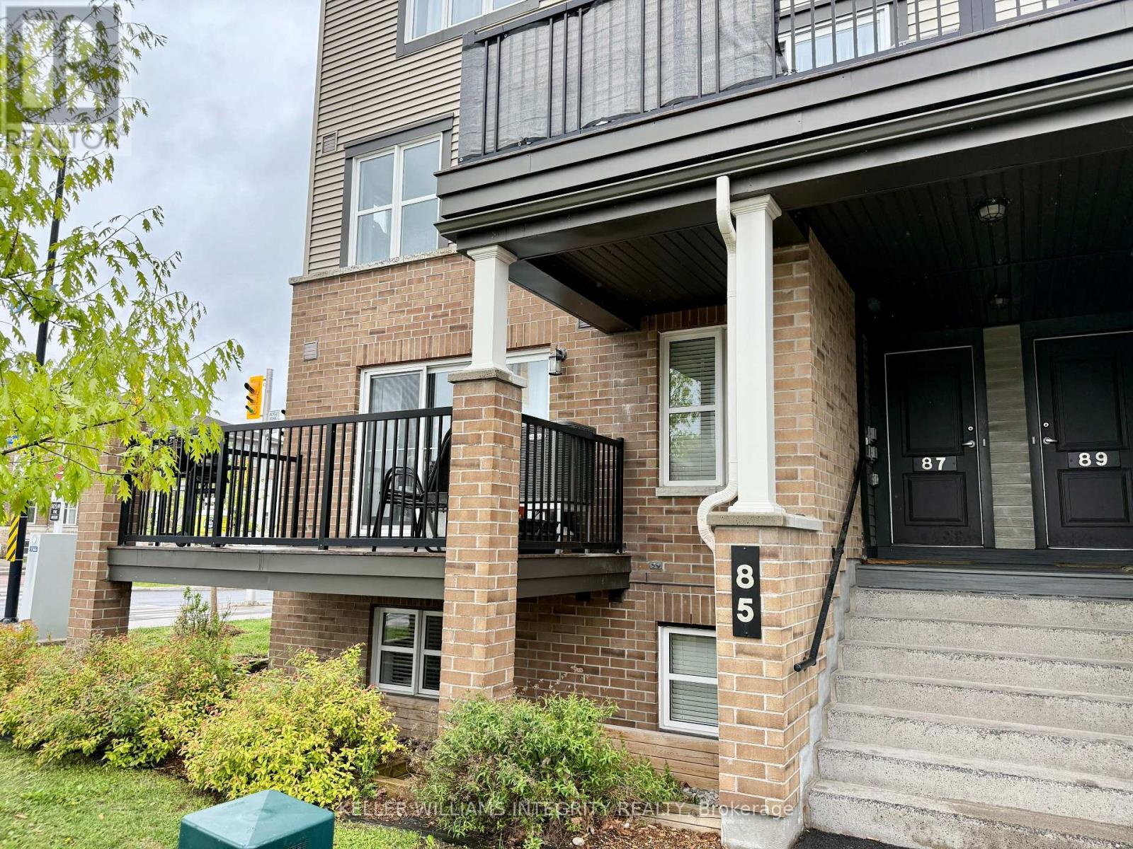 139 - 85 Mancini Way Property Photo 2