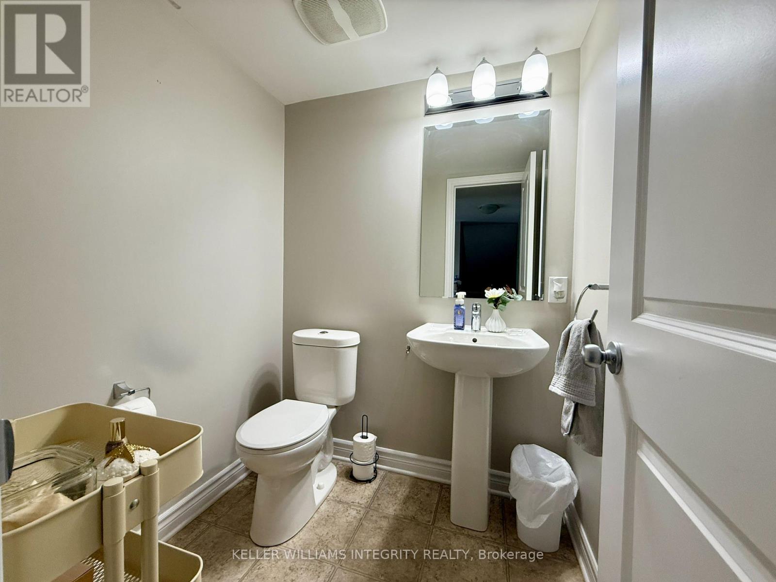 139 - 85 Mancini Way Property Photo 15