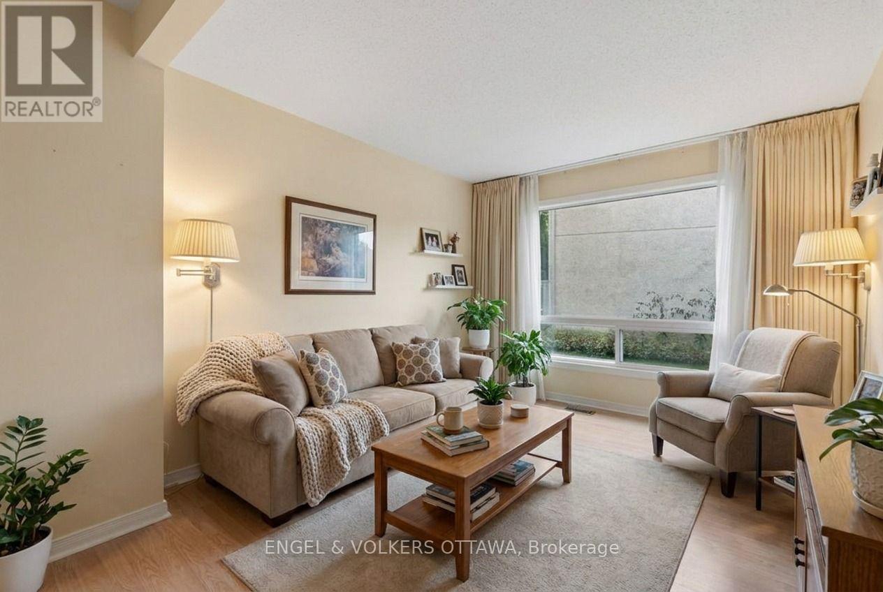 18 - 1280 CAHILL DRIVE Property Photo 1