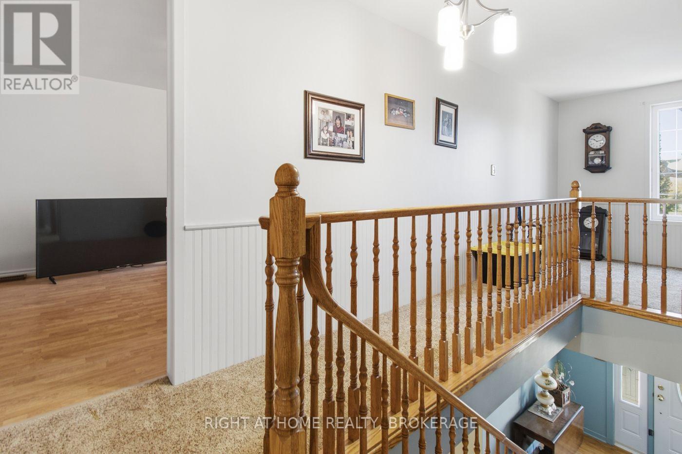 7060 Garner Road Property Photo 17