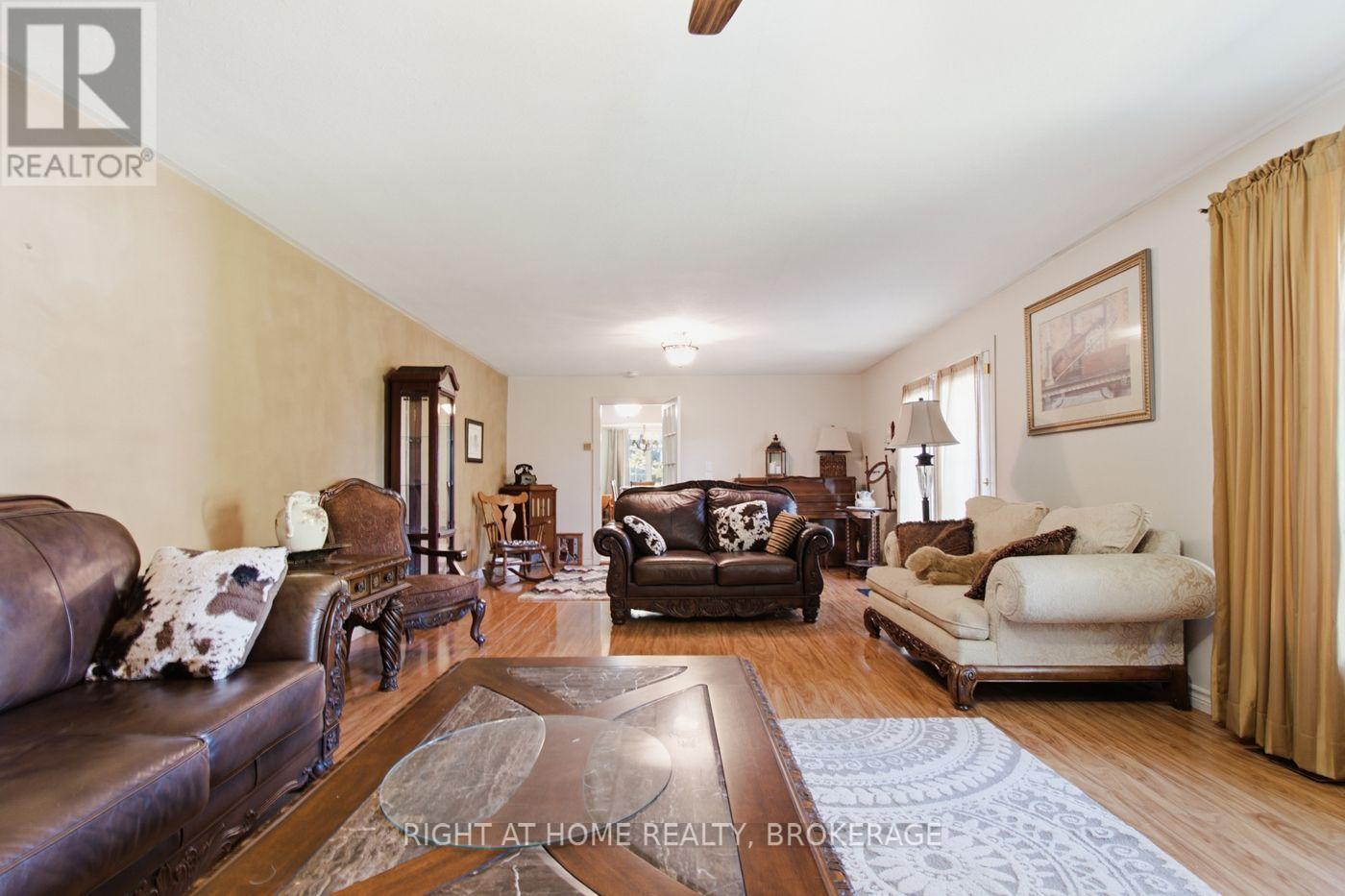 7060 Garner Road Property Photo 27