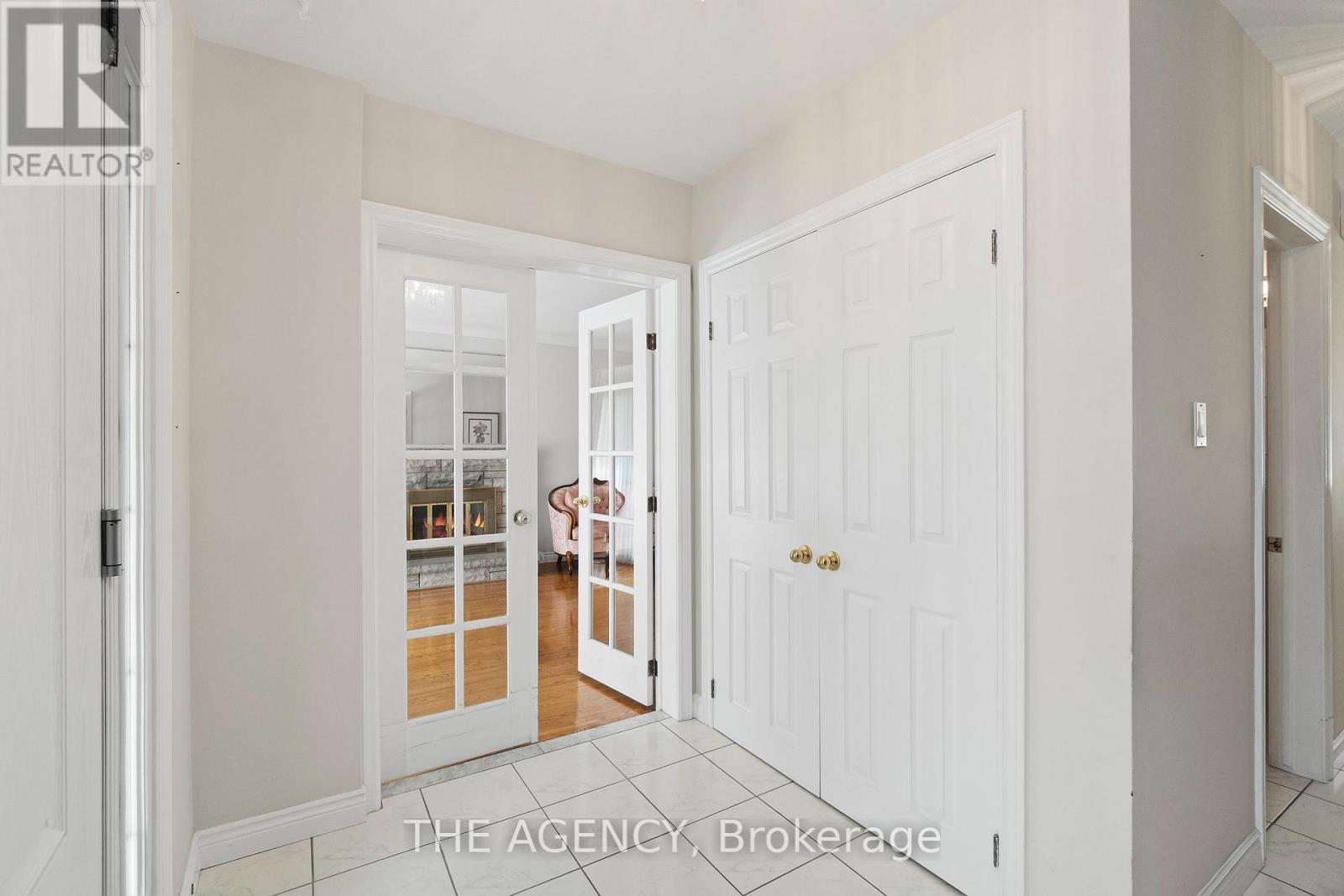 36 Buckingham Drive Property Photo 5