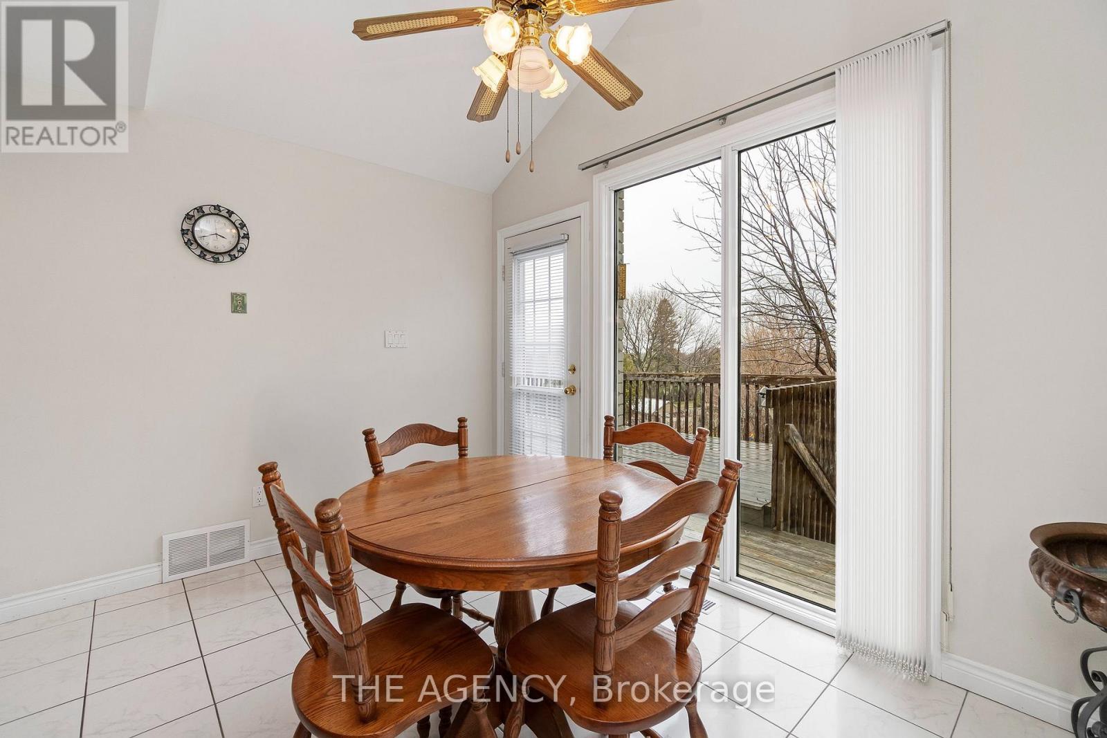 36 Buckingham Drive Property Photo 12