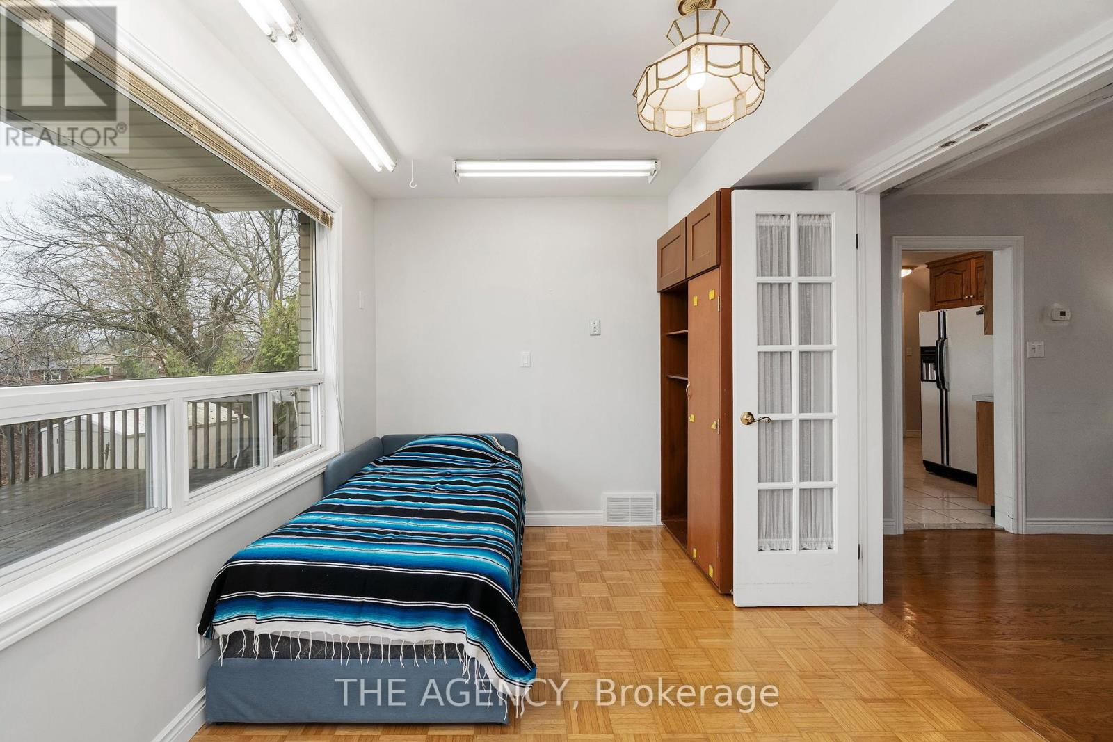 36 Buckingham Drive Property Photo 21