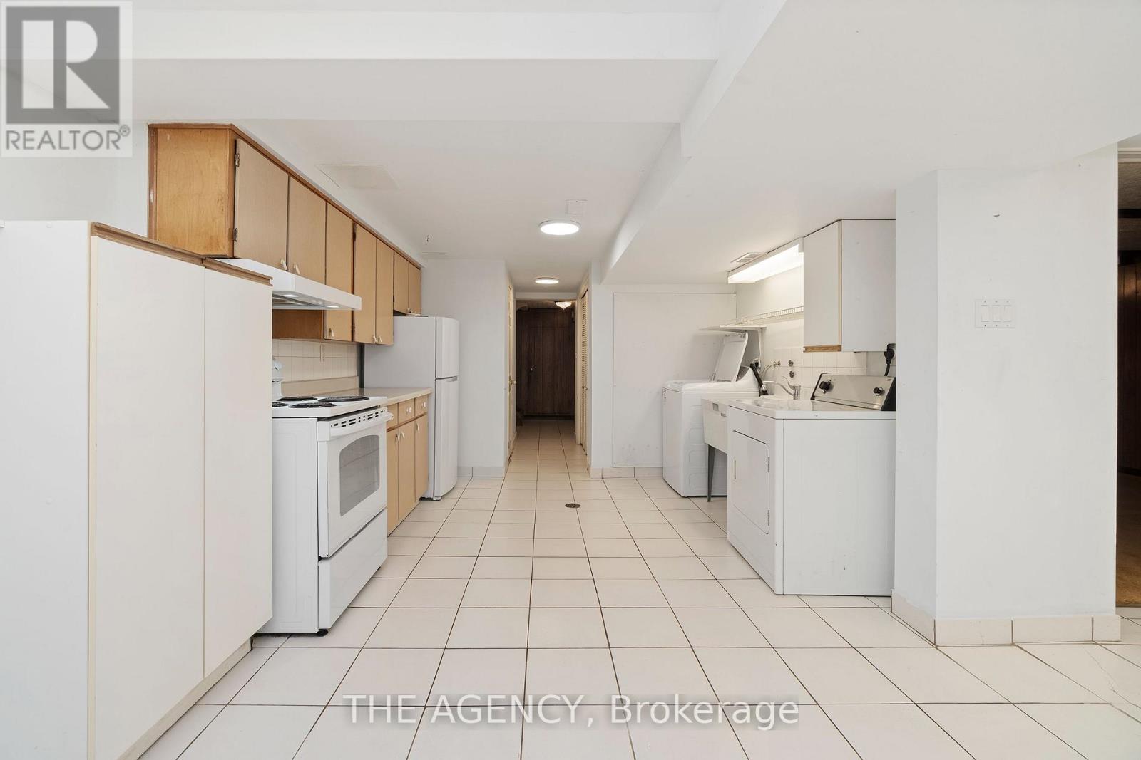 36 Buckingham Drive Property Photo 33