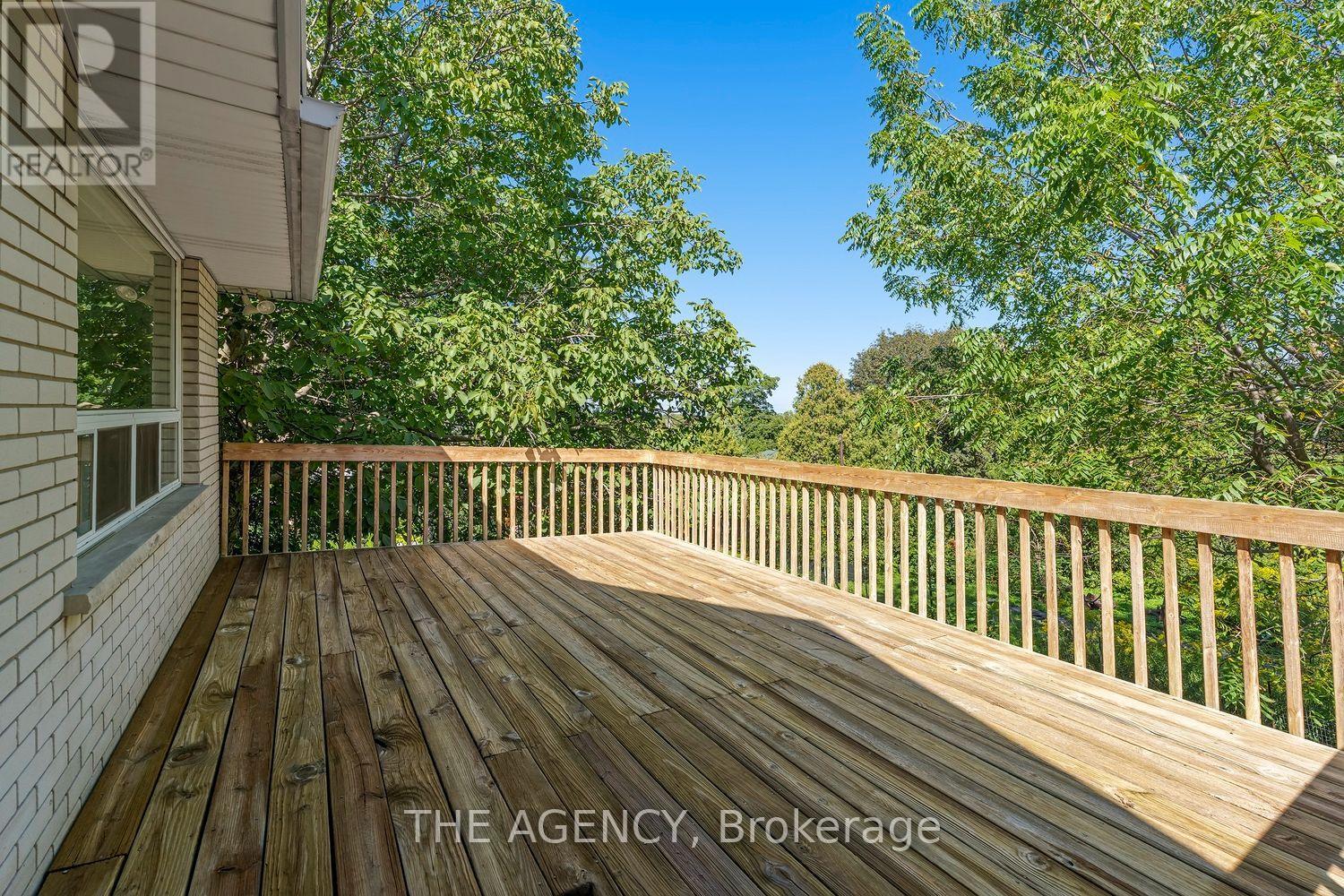 36 Buckingham Drive Property Photo 38