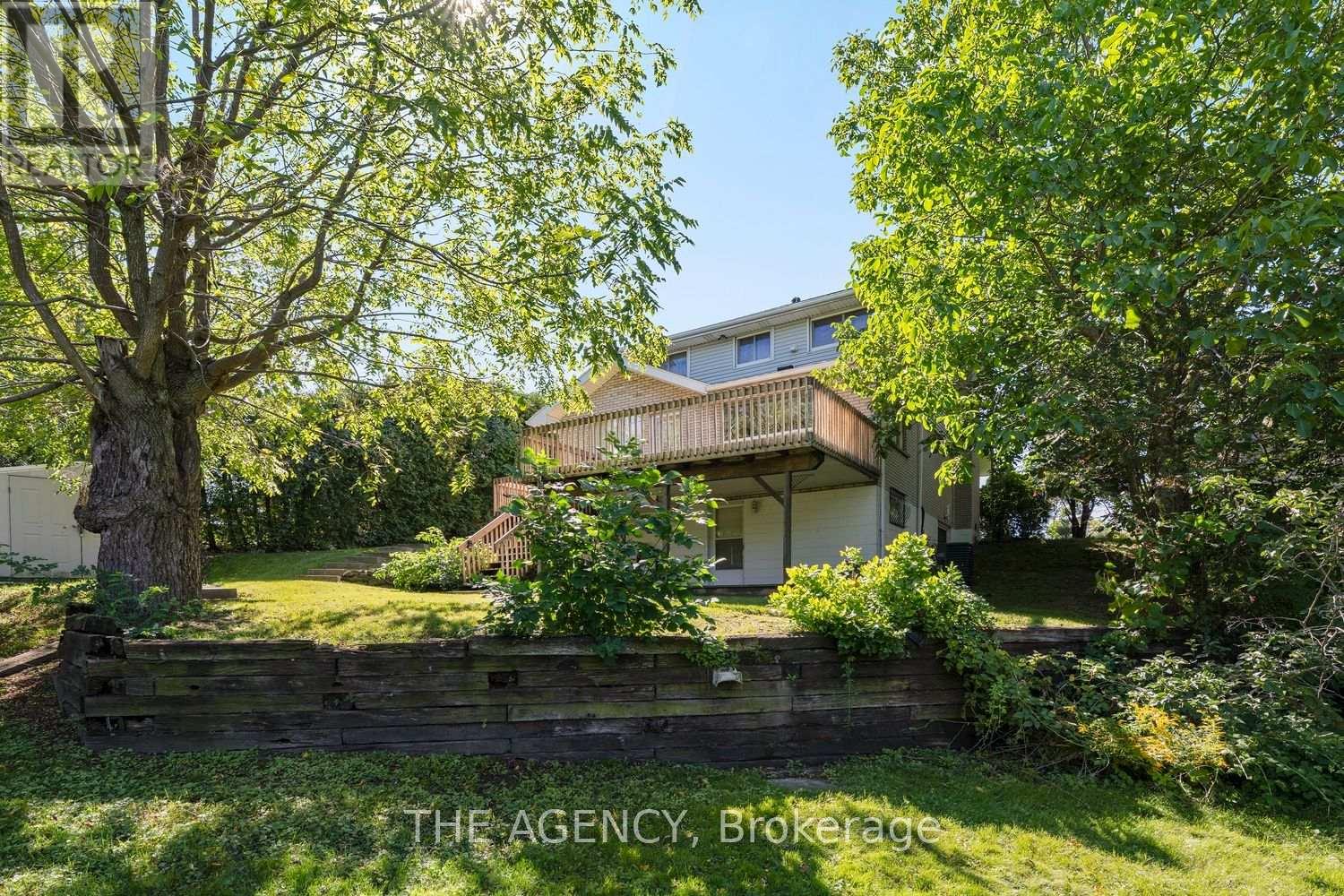 36 Buckingham Drive Property Photo 44