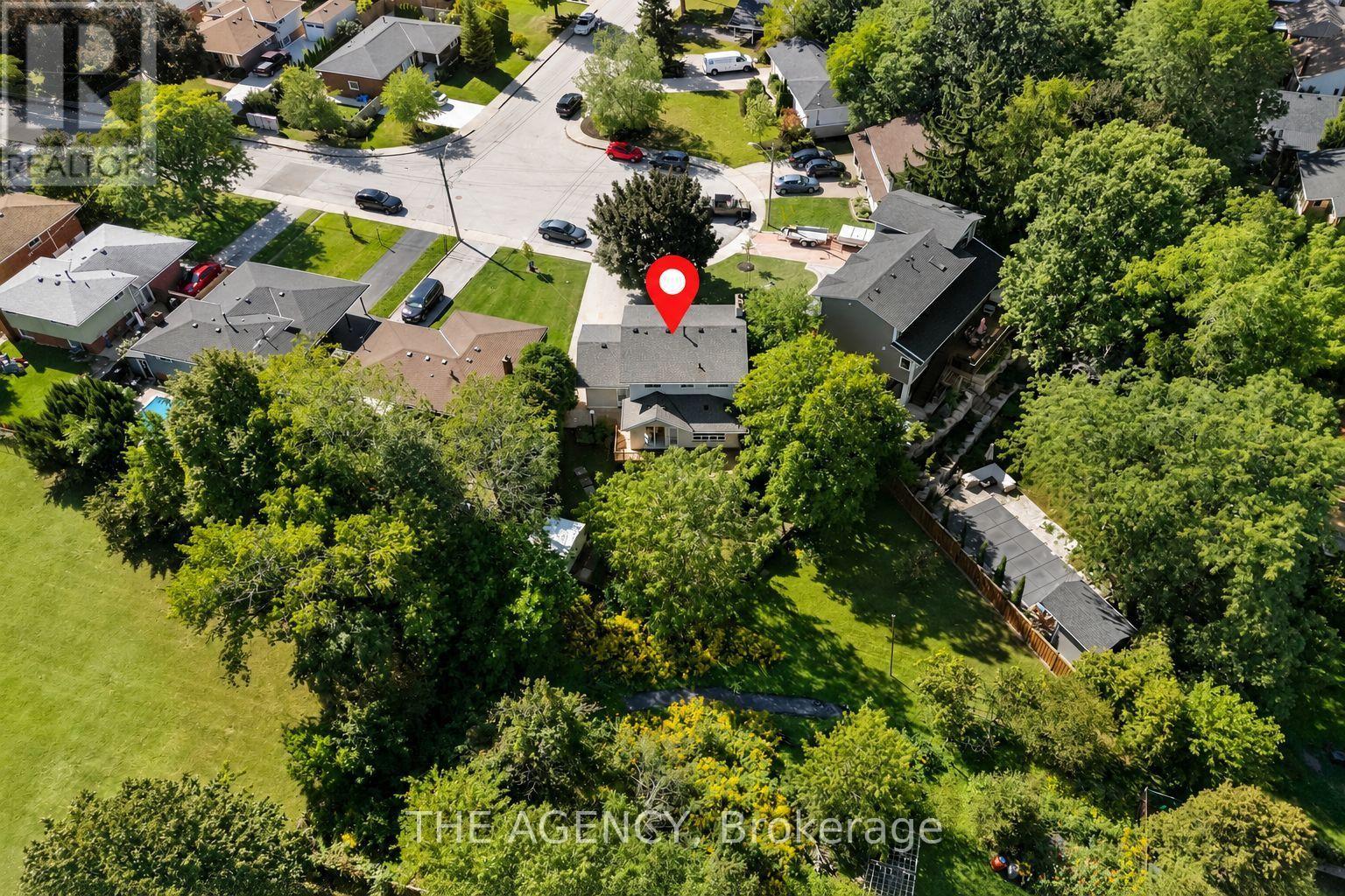 36 Buckingham Drive Property Photo 49