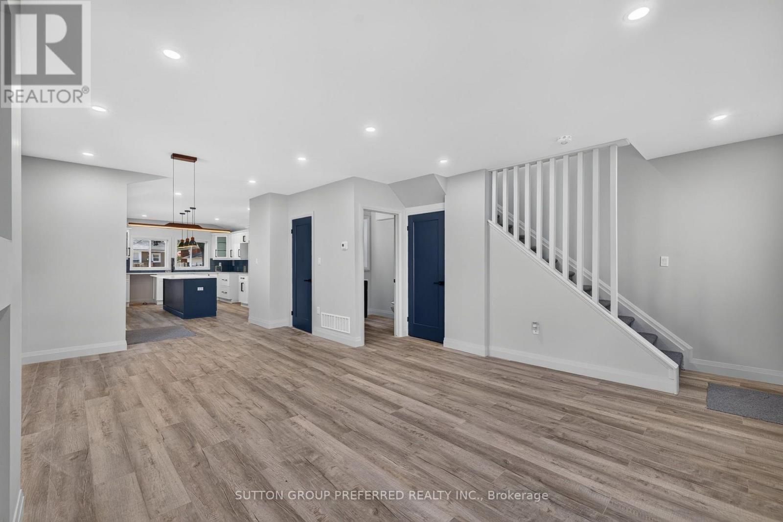 118 Delaware Street Property Photo 8