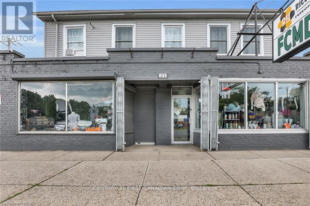 213 Wellington Street Property Photo 2