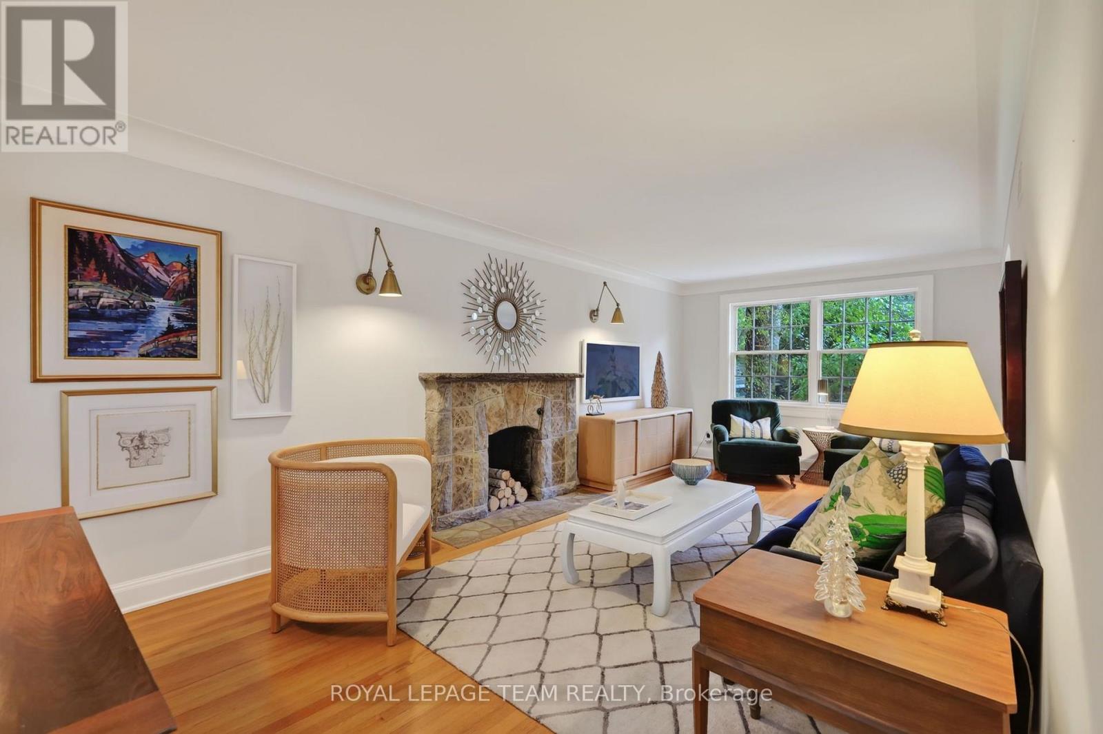 482 Broadview Avenue Property Photo 7
