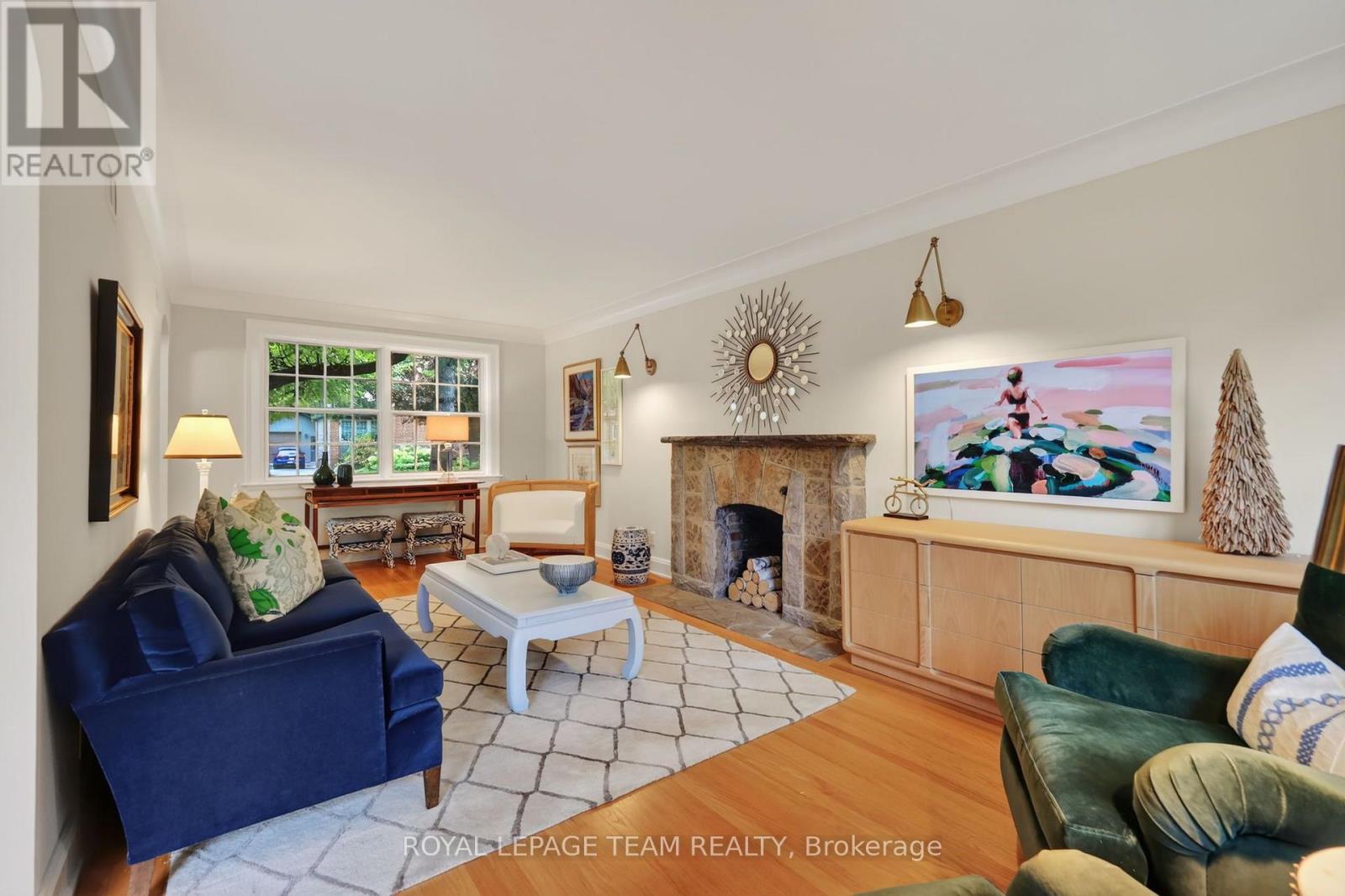 482 Broadview Avenue Property Photo 9