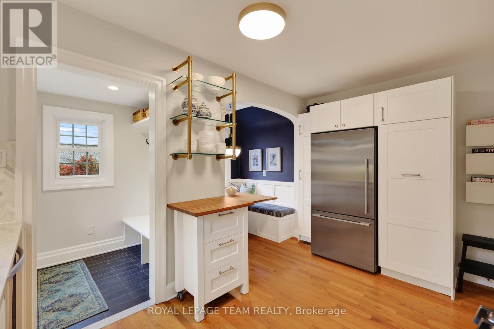 482 Broadview Avenue Property Photo 14