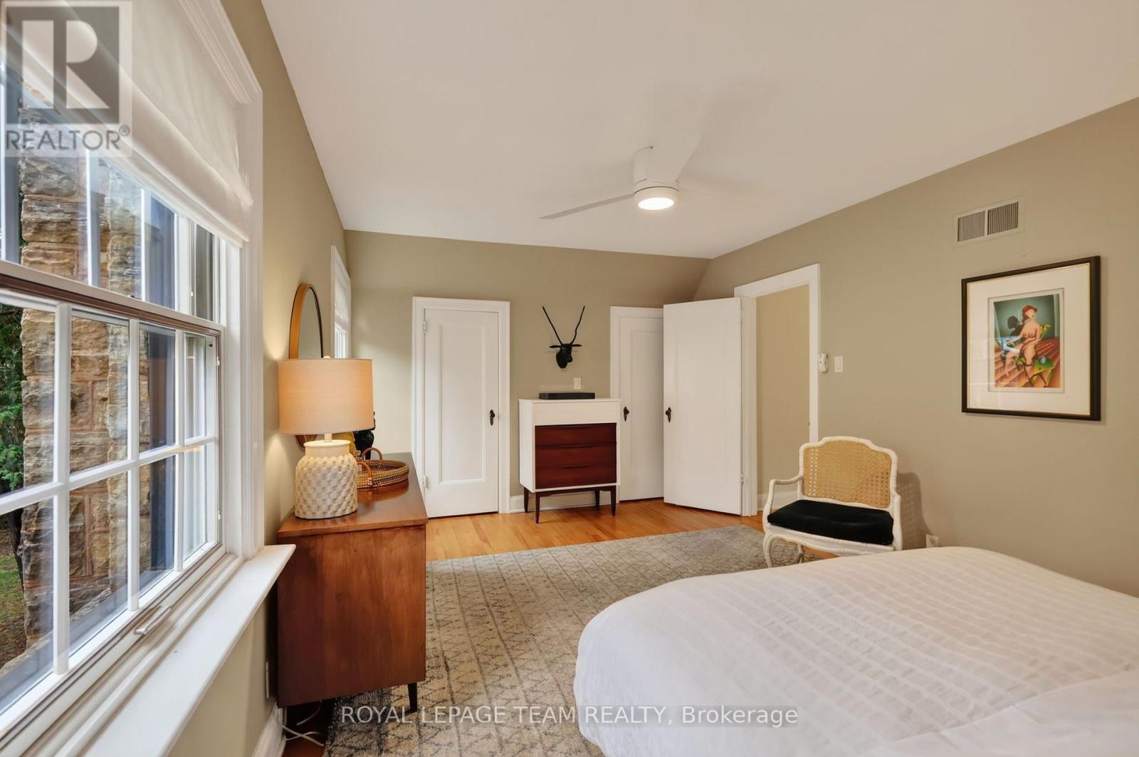 482 Broadview Avenue Property Photo 24