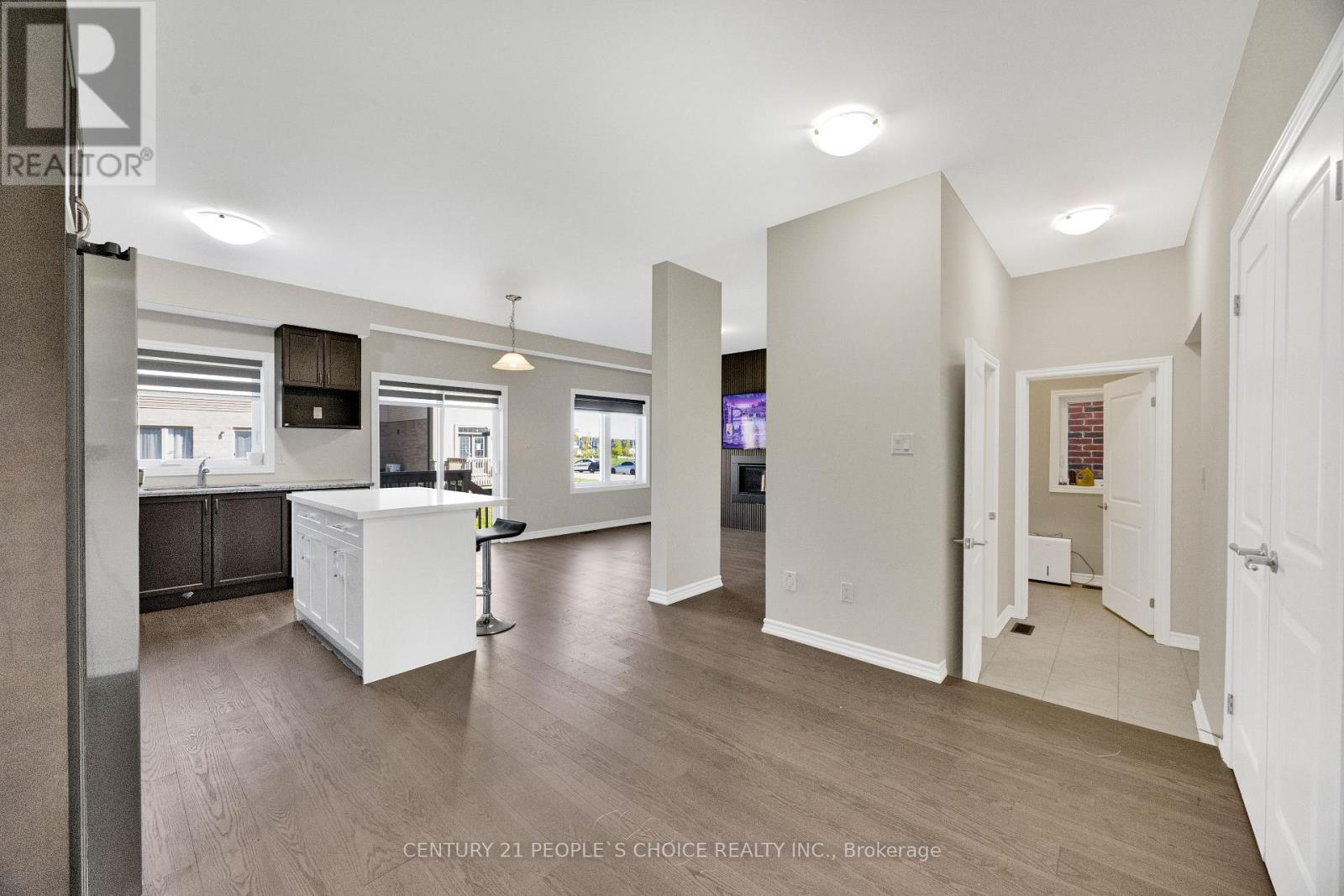 16 Flagg Avenue Property Photo 7