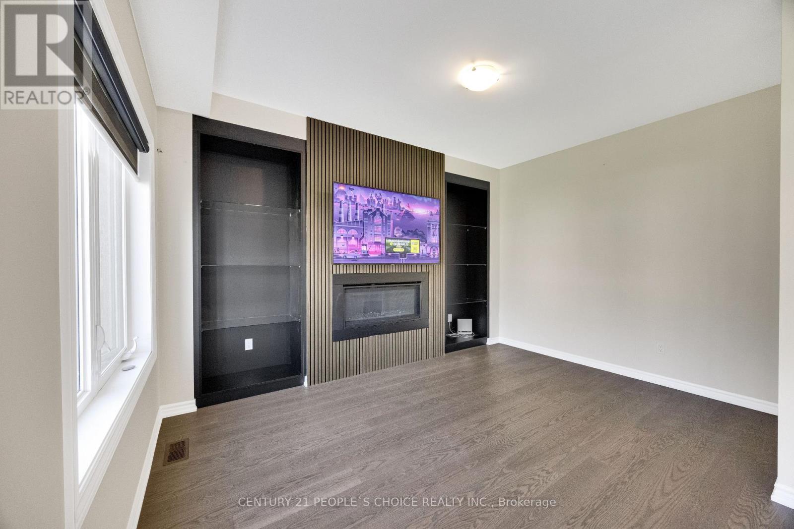 16 Flagg Avenue Property Photo 12