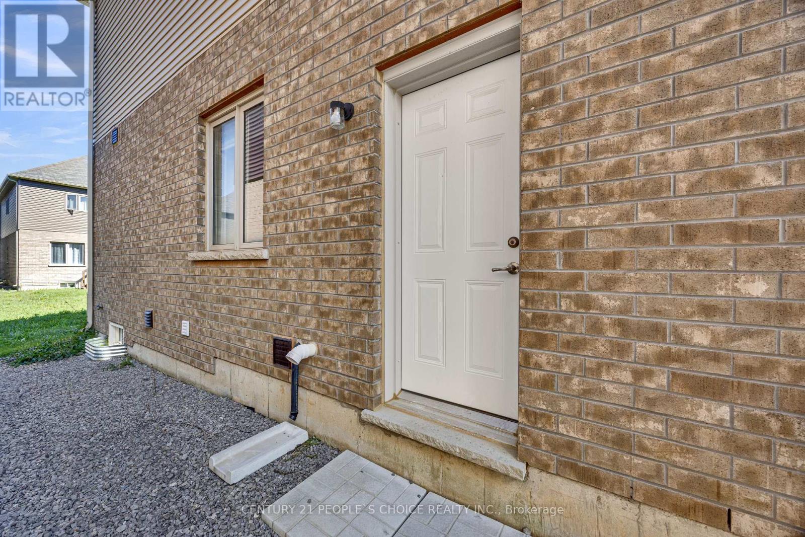 16 Flagg Avenue Property Photo 40