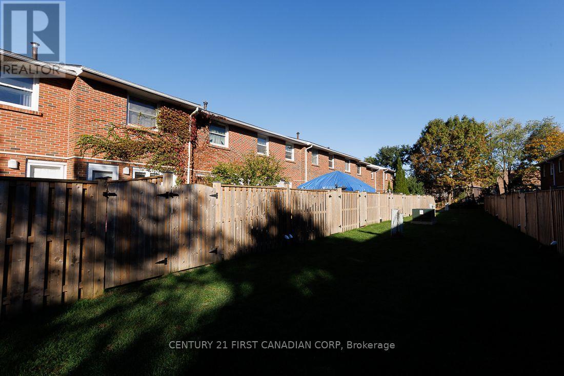 13 - 1104 Southdale Road E Property Photo 26