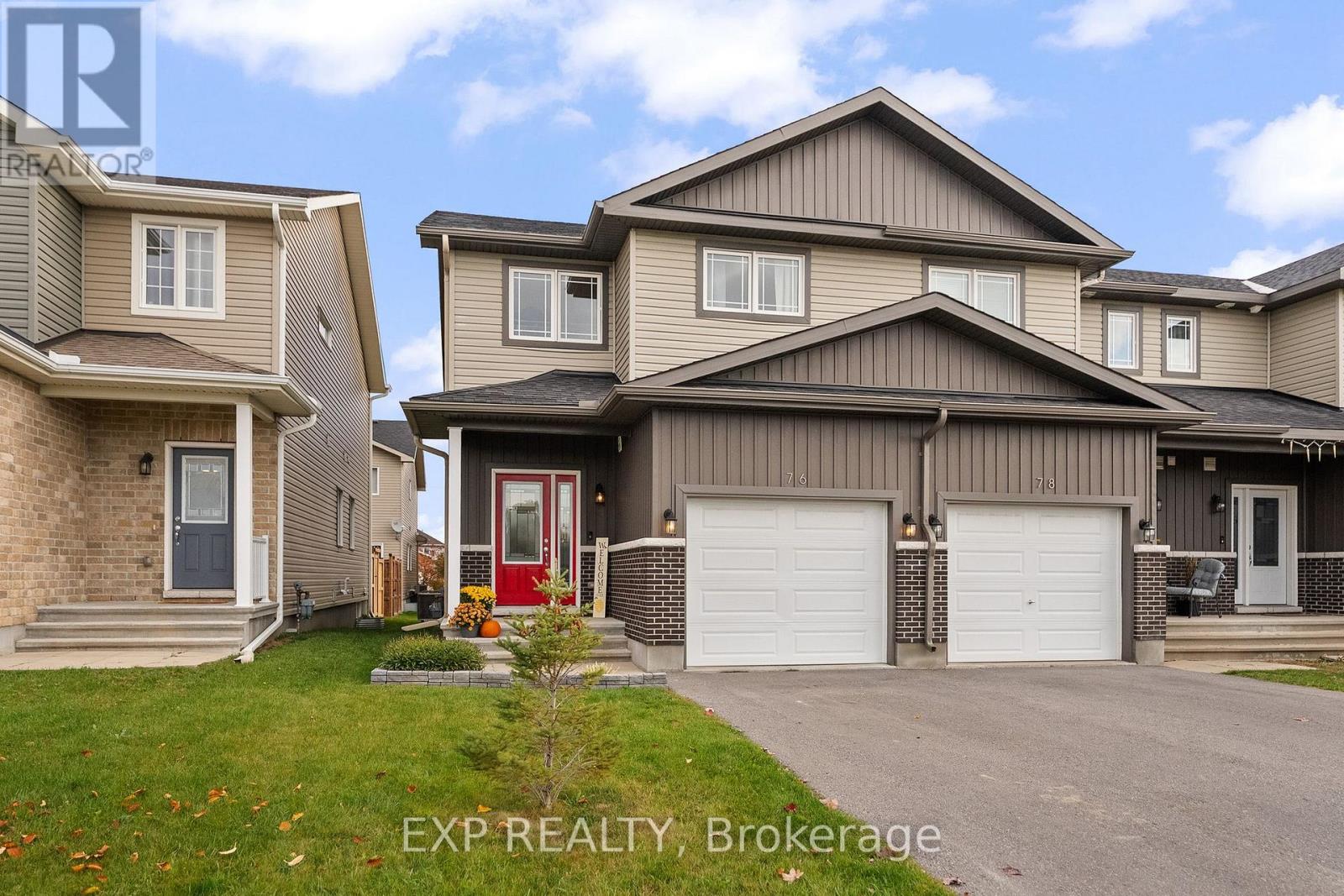 76 Vimy Ridge Crescent Property Photo 1