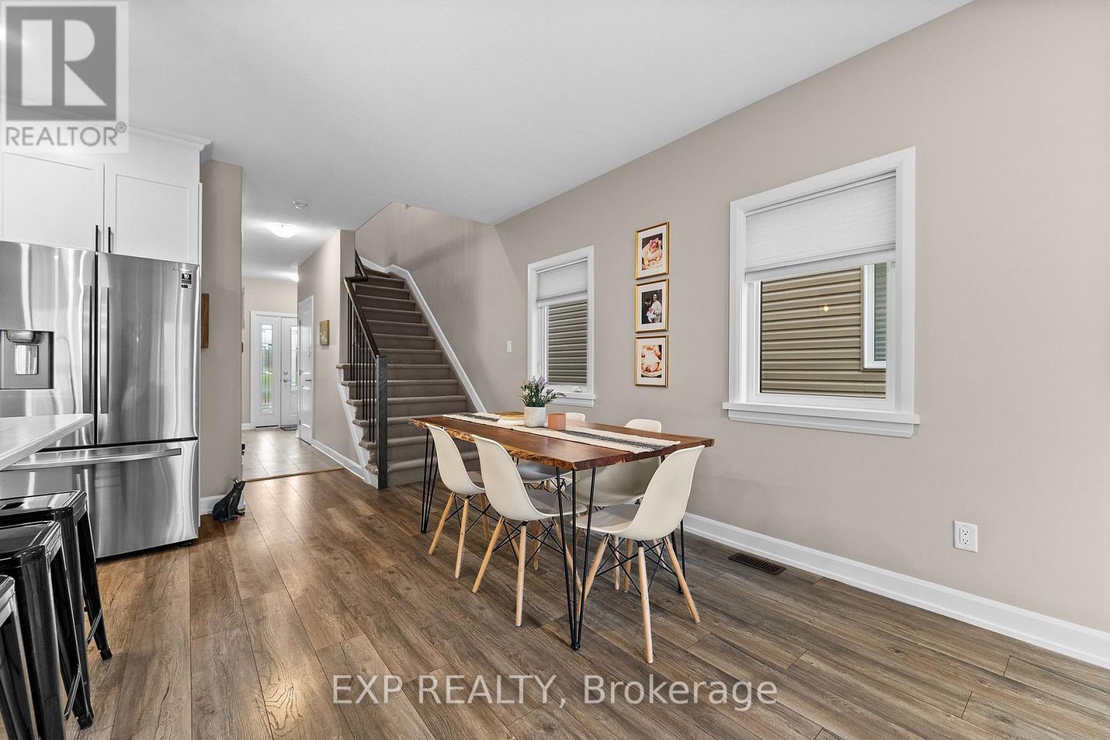 76 Vimy Ridge Crescent Property Photo 8