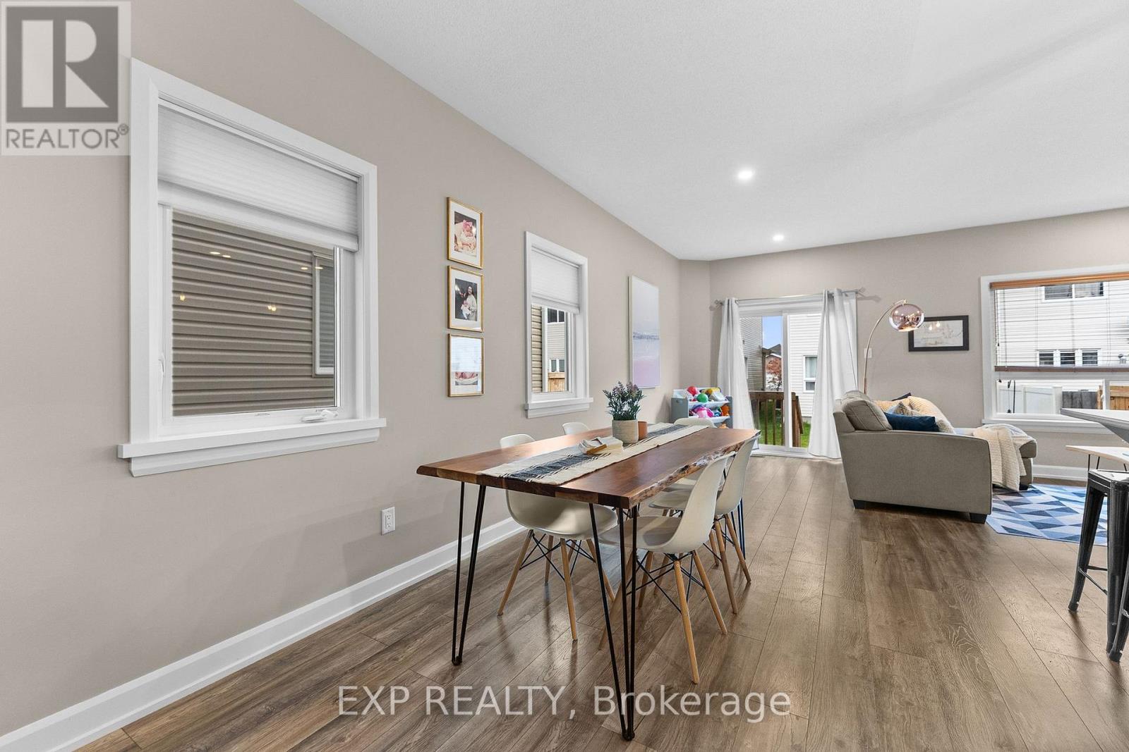 76 Vimy Ridge Crescent Property Photo 16