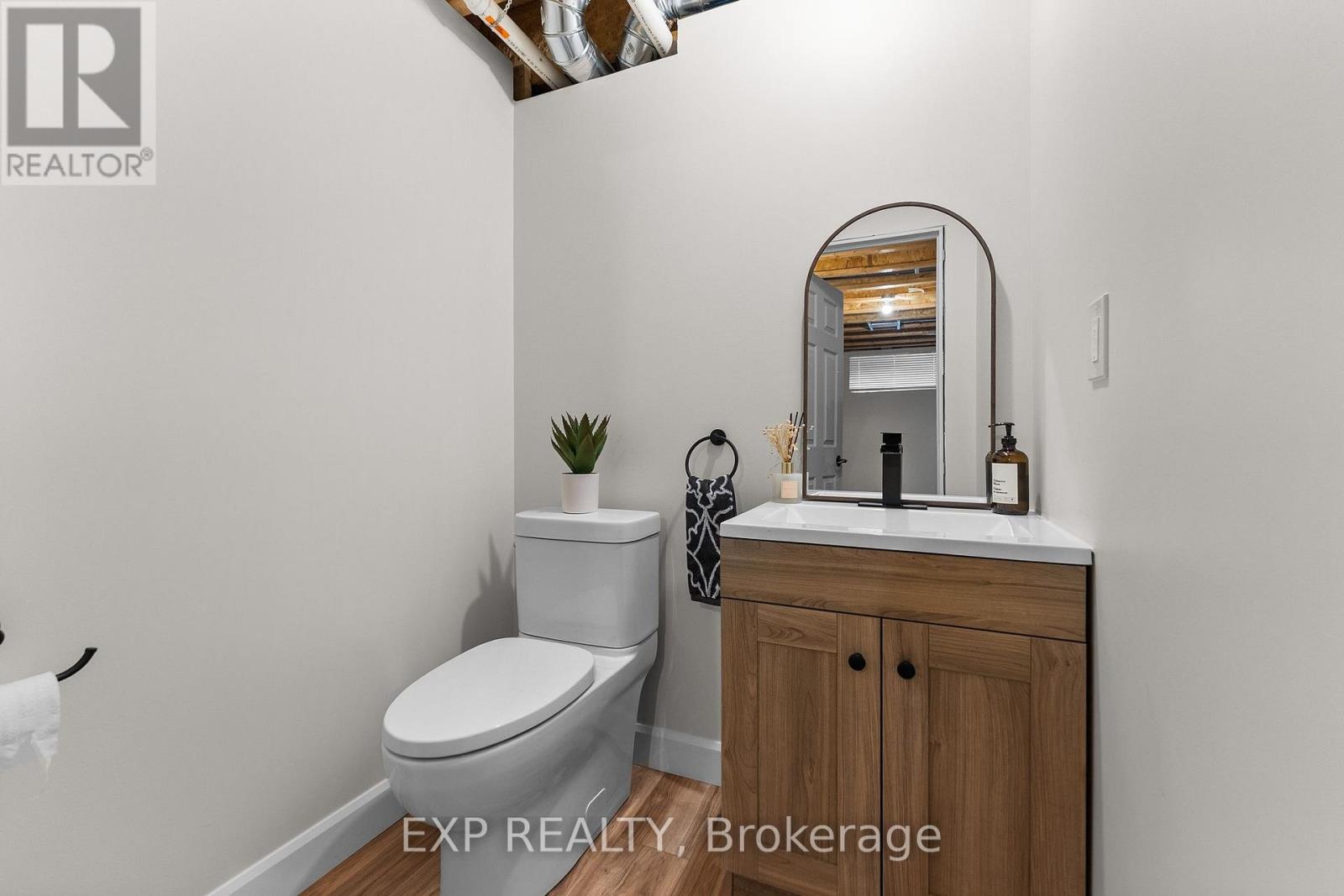 76 Vimy Ridge Crescent Property Photo 31