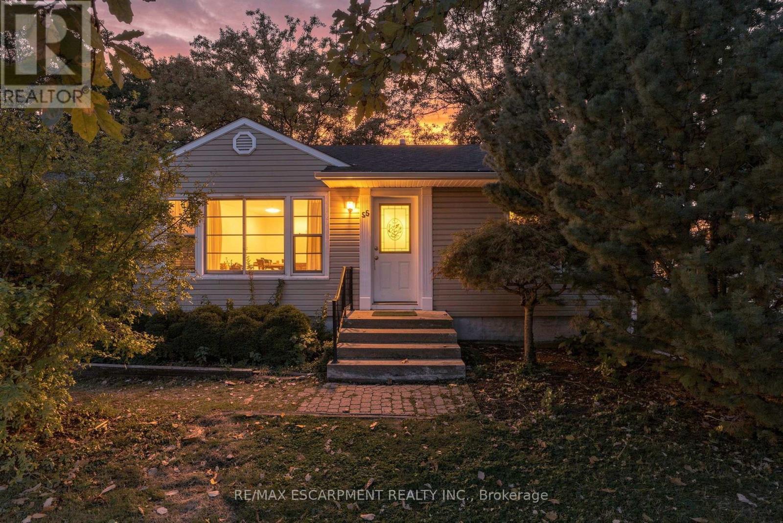 55 LAKEVIEW AVENUE Property Photo 1
